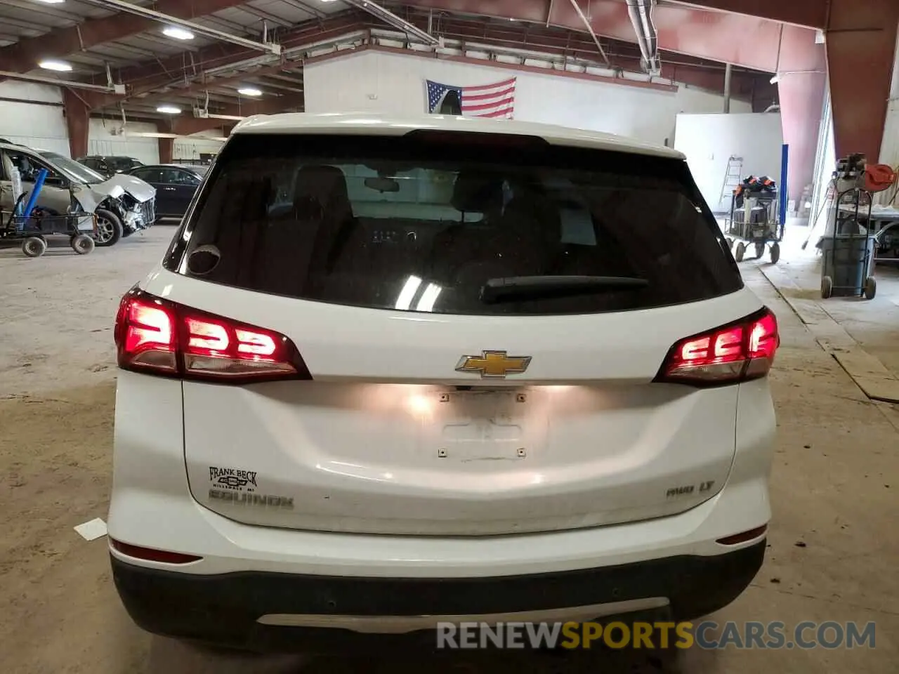6 Photograph of a damaged car 3GNAXUEV8NL235100 CHEVROLET EQUINOX 2022