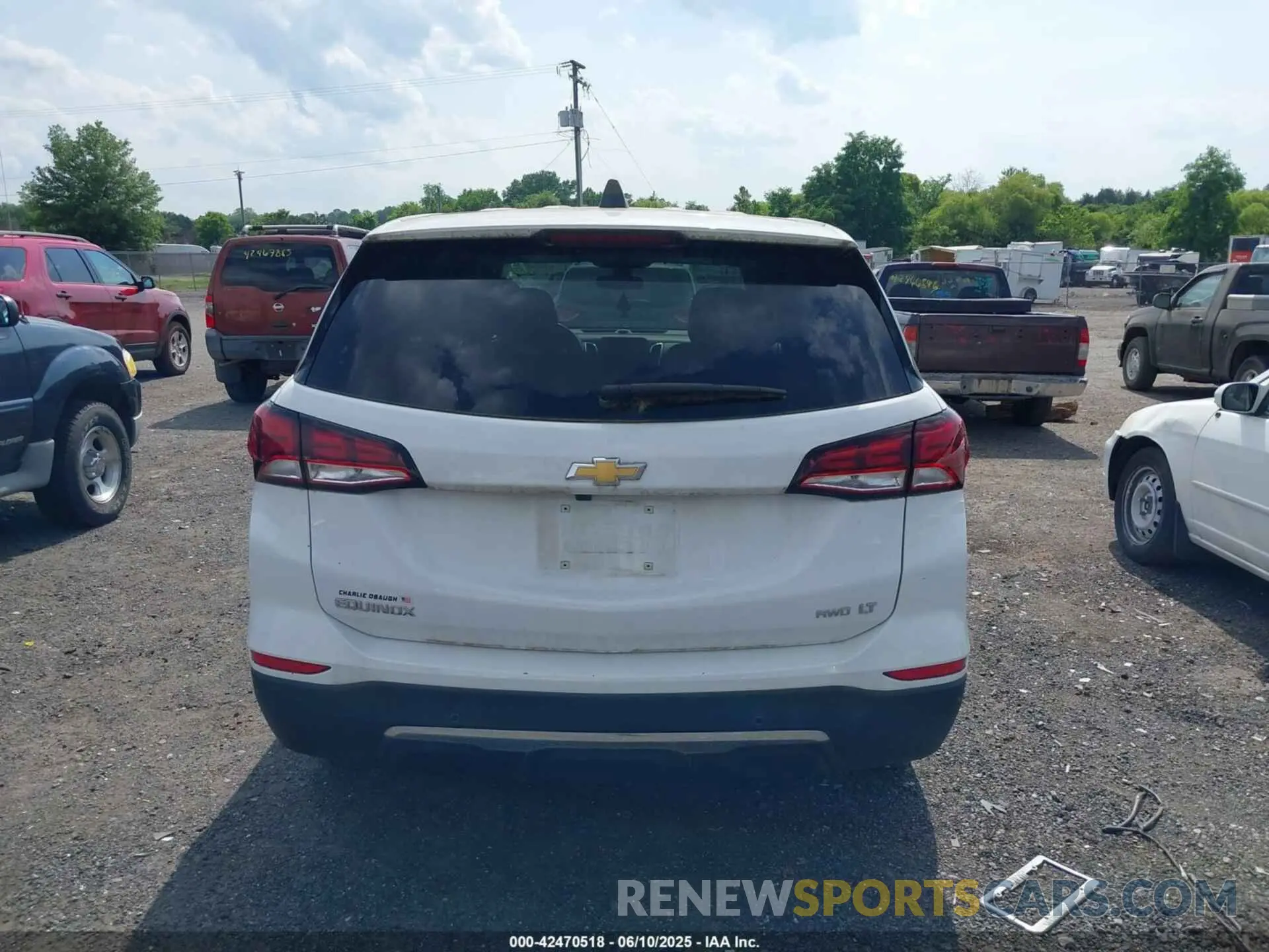 16 Photograph of a damaged car 3GNAXUEV9NL174839 CHEVROLET EQUINOX 2022