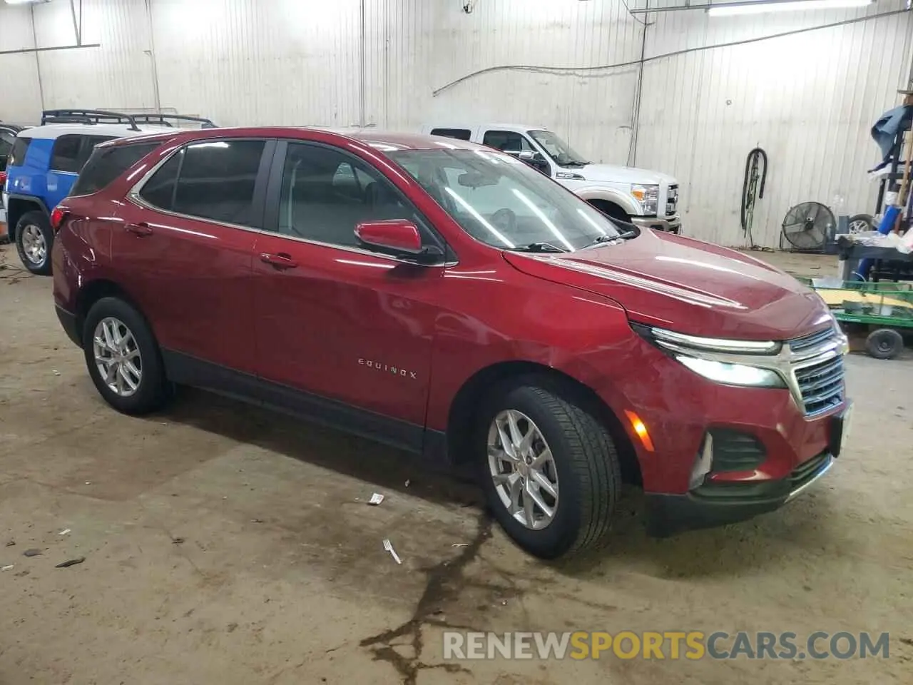4 Фотография поврежденного автомобиля 3GNAXUEV9NL186098 CHEVROLET EQUINOX 2022