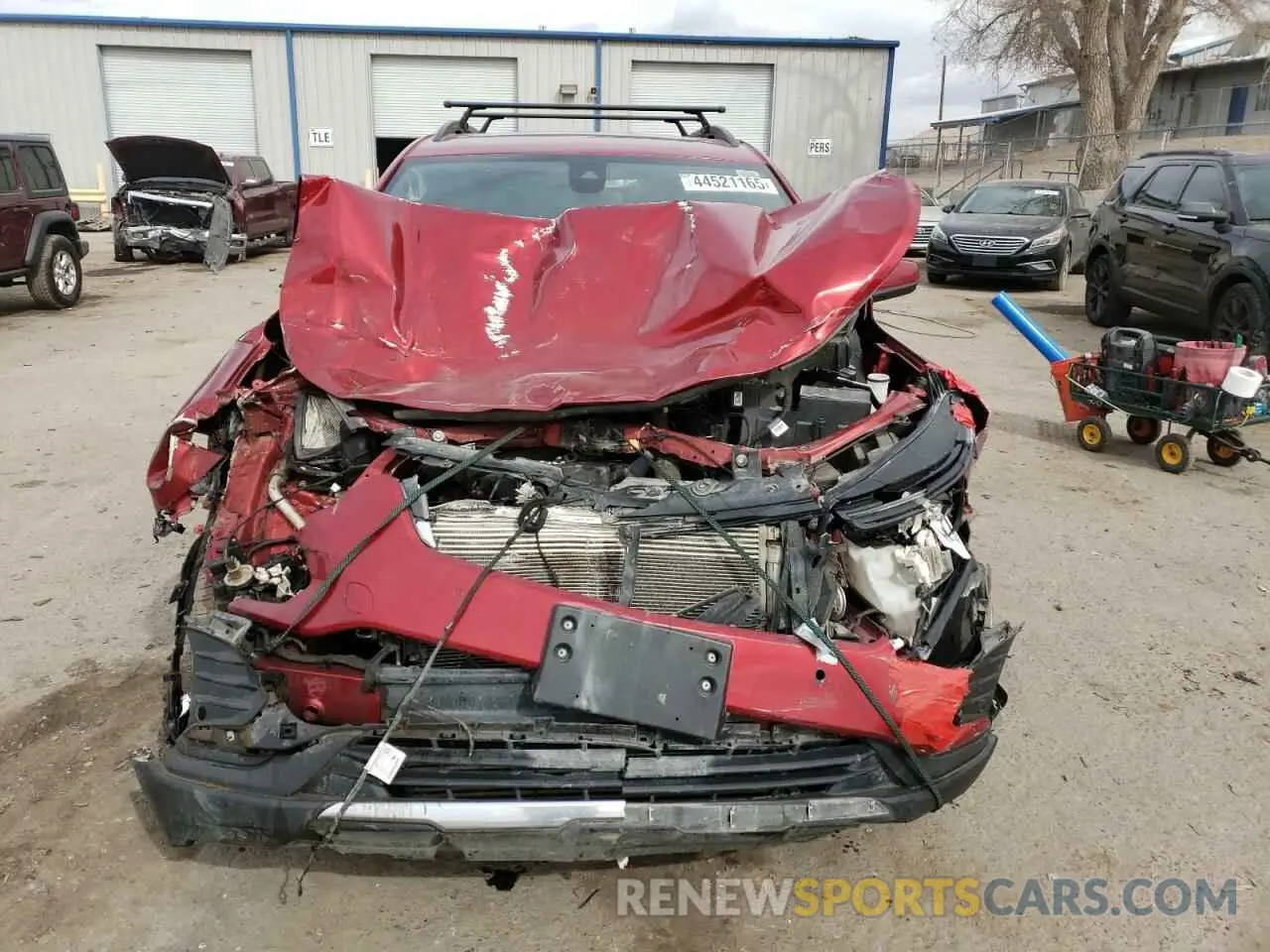 5 Photograph of a damaged car 3GNAXUEV9NL213882 CHEVROLET EQUINOX 2022