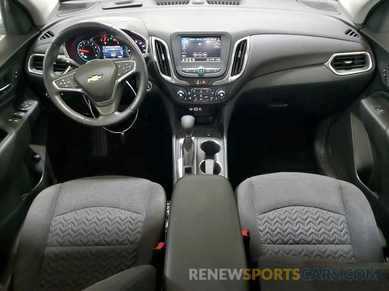 8 Photograph of a damaged car 3GNAXUEV9NL273998 CHEVROLET EQUINOX 2022