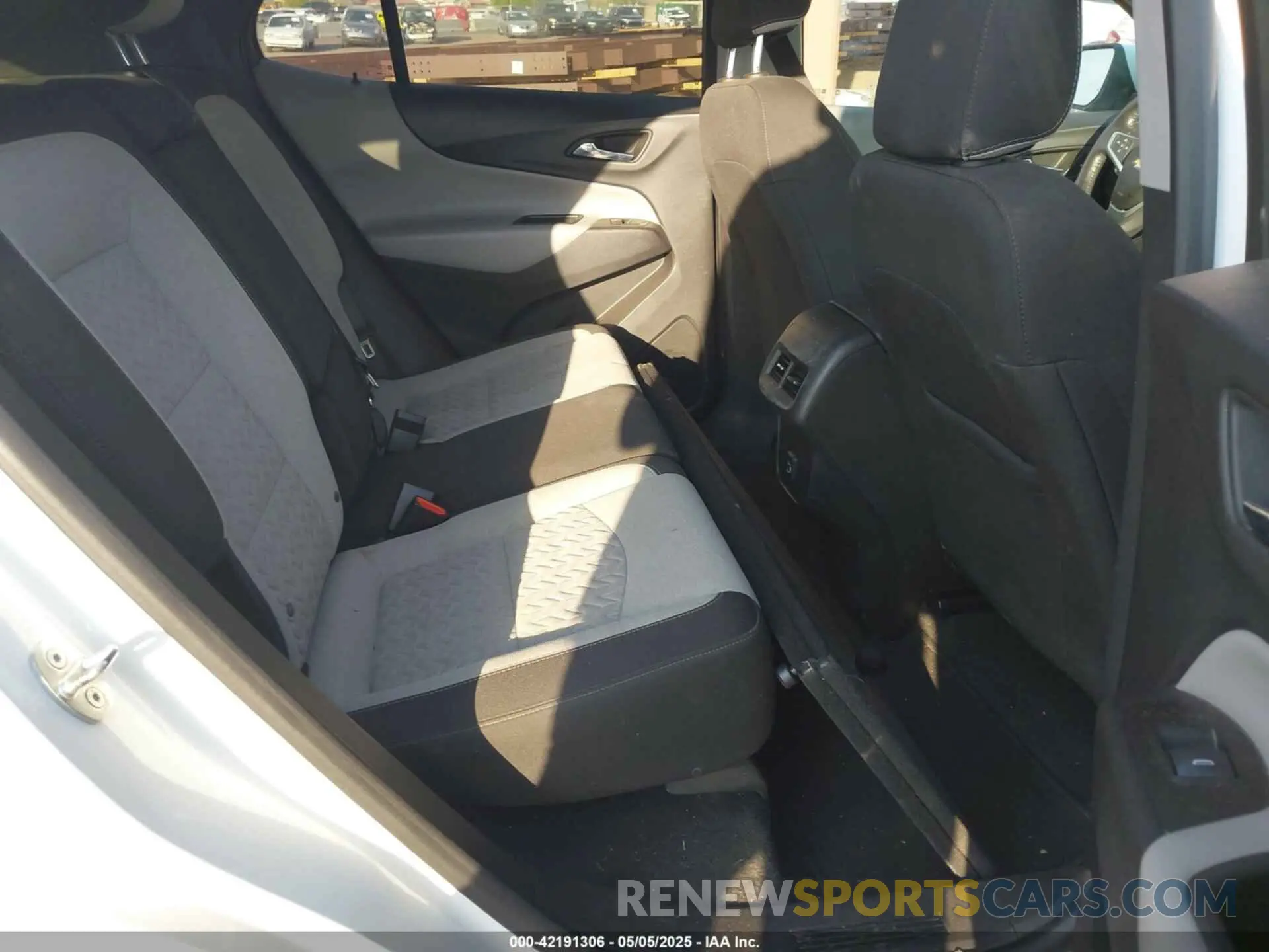 8 Фотография поврежденного автомобиля 3GNAXUEVXNL208349 CHEVROLET EQUINOX 2022