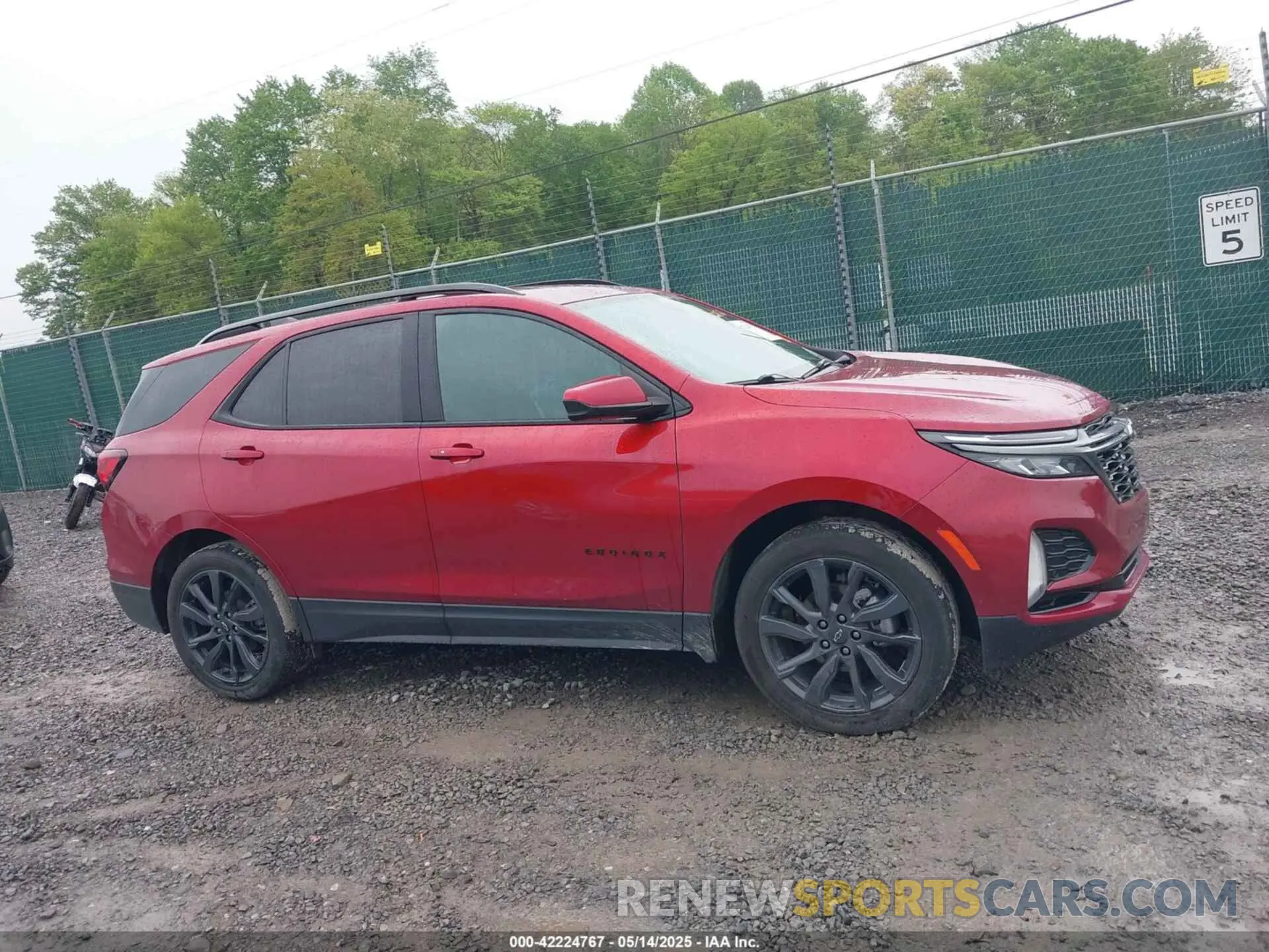 13 Photograph of a damaged car 3GNAXWEV7NS120182 CHEVROLET EQUINOX 2022
