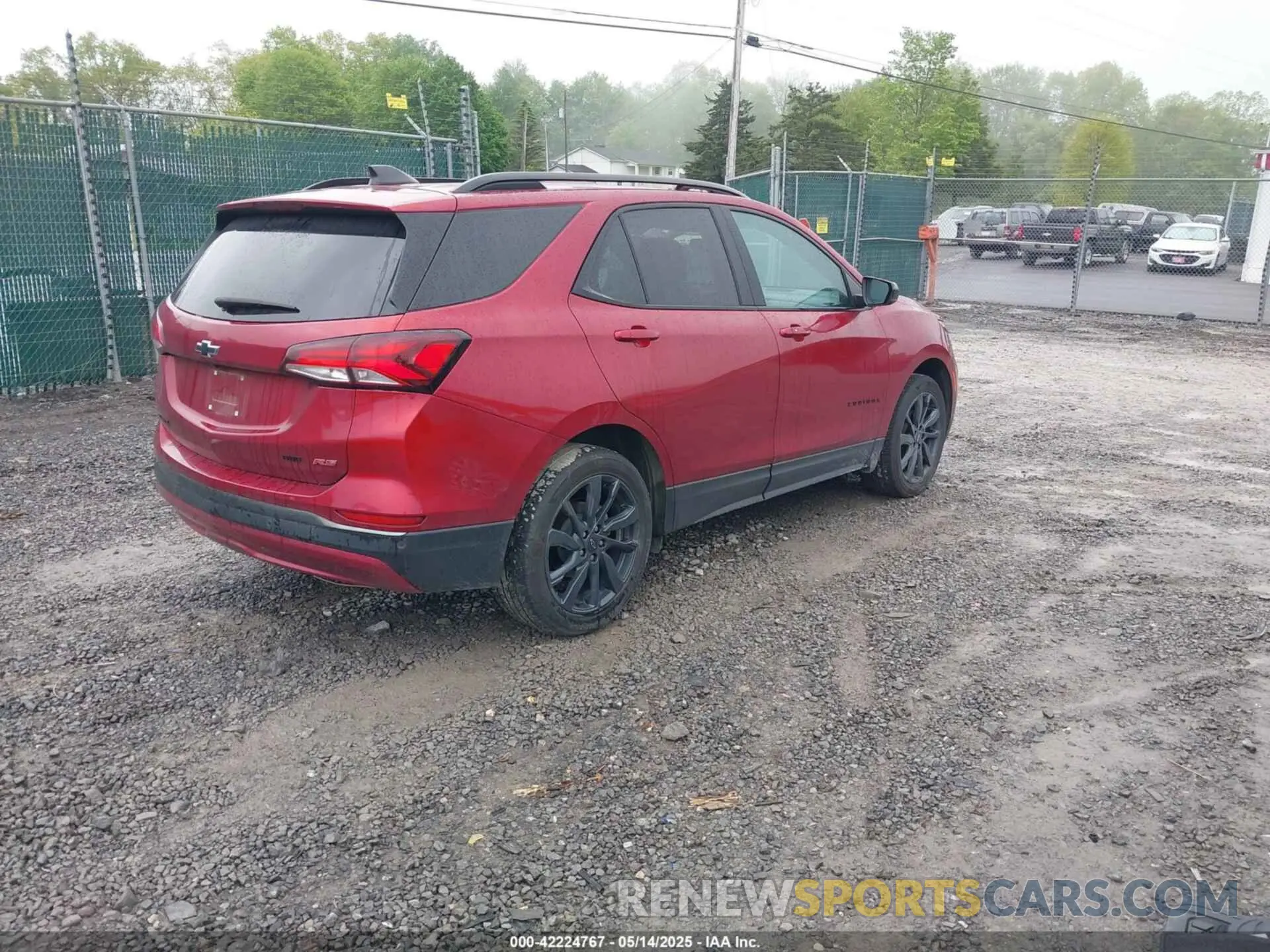 4 Photograph of a damaged car 3GNAXWEV7NS120182 CHEVROLET EQUINOX 2022