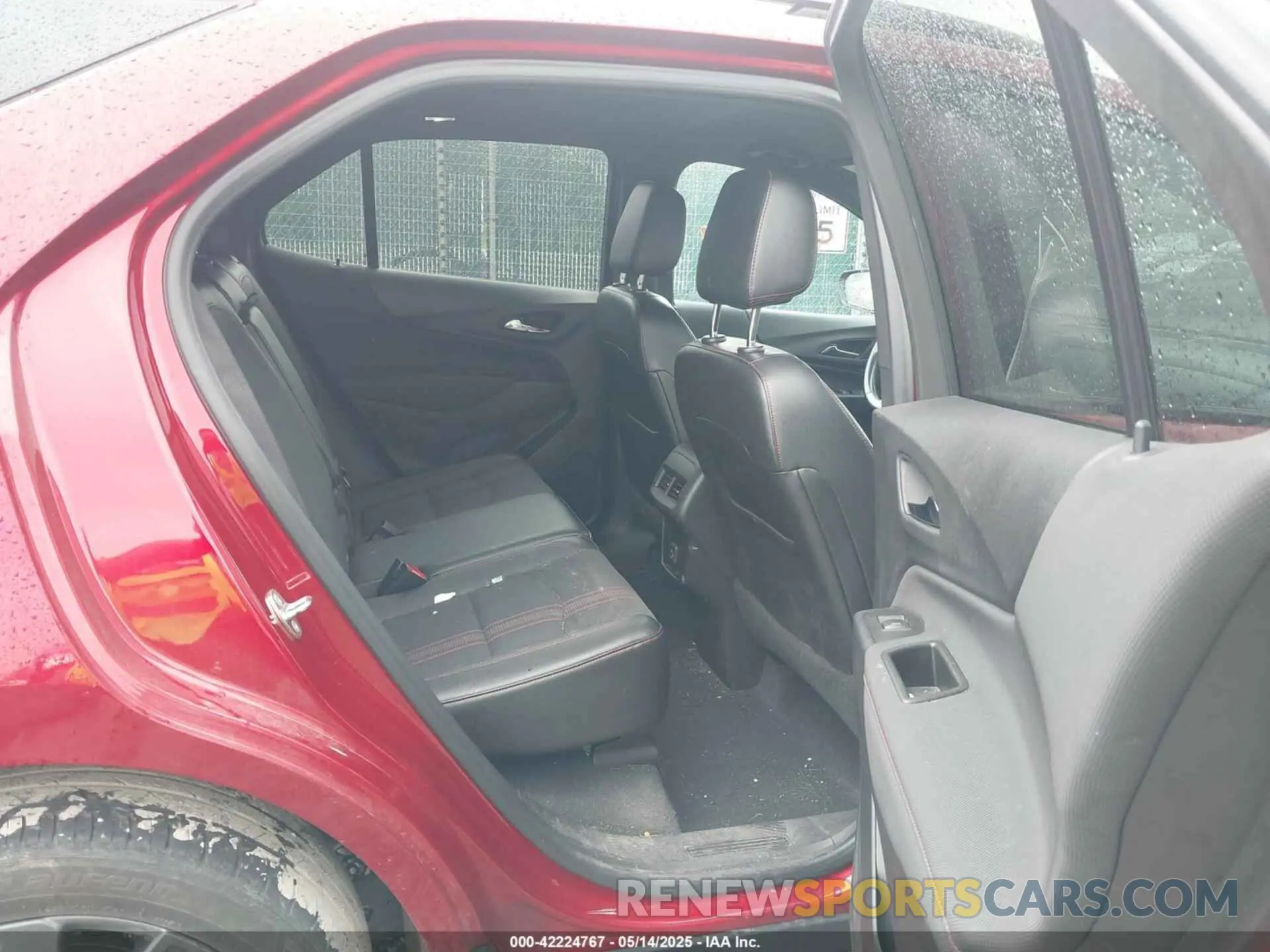 8 Photograph of a damaged car 3GNAXWEV7NS120182 CHEVROLET EQUINOX 2022