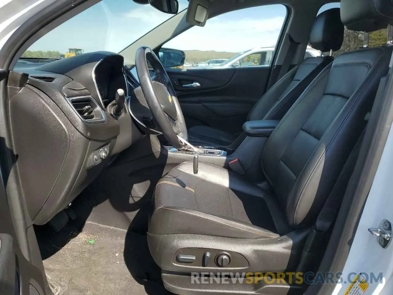 7 Photograph of a damaged car 3GNAXXEV6NS148030 CHEVROLET EQUINOX 2022