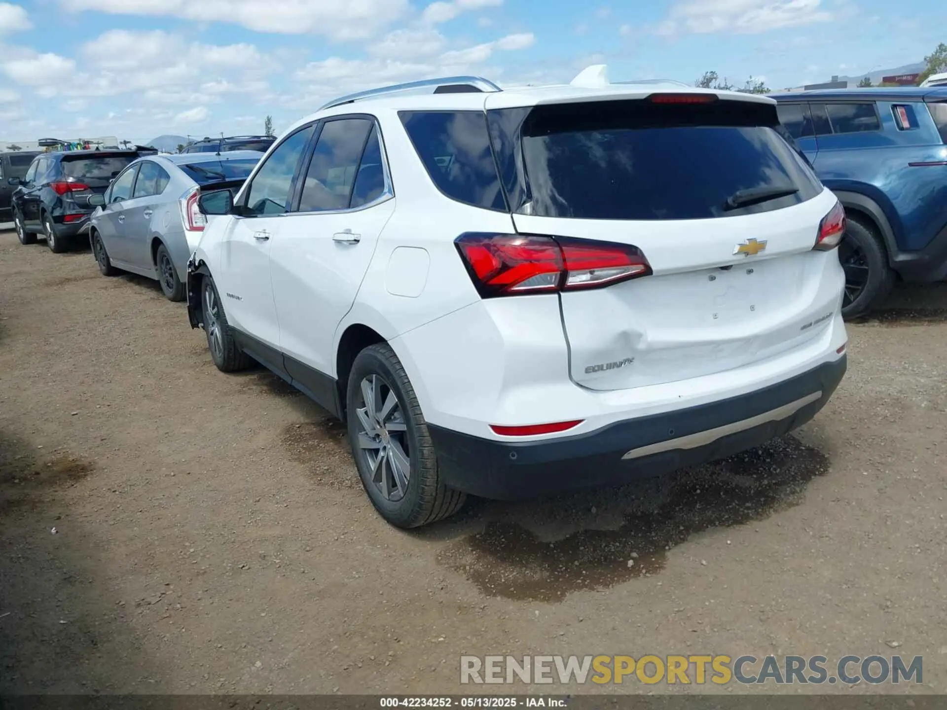 3 Photograph of a damaged car 3GNAXXEV9NS195892 CHEVROLET EQUINOX 2022