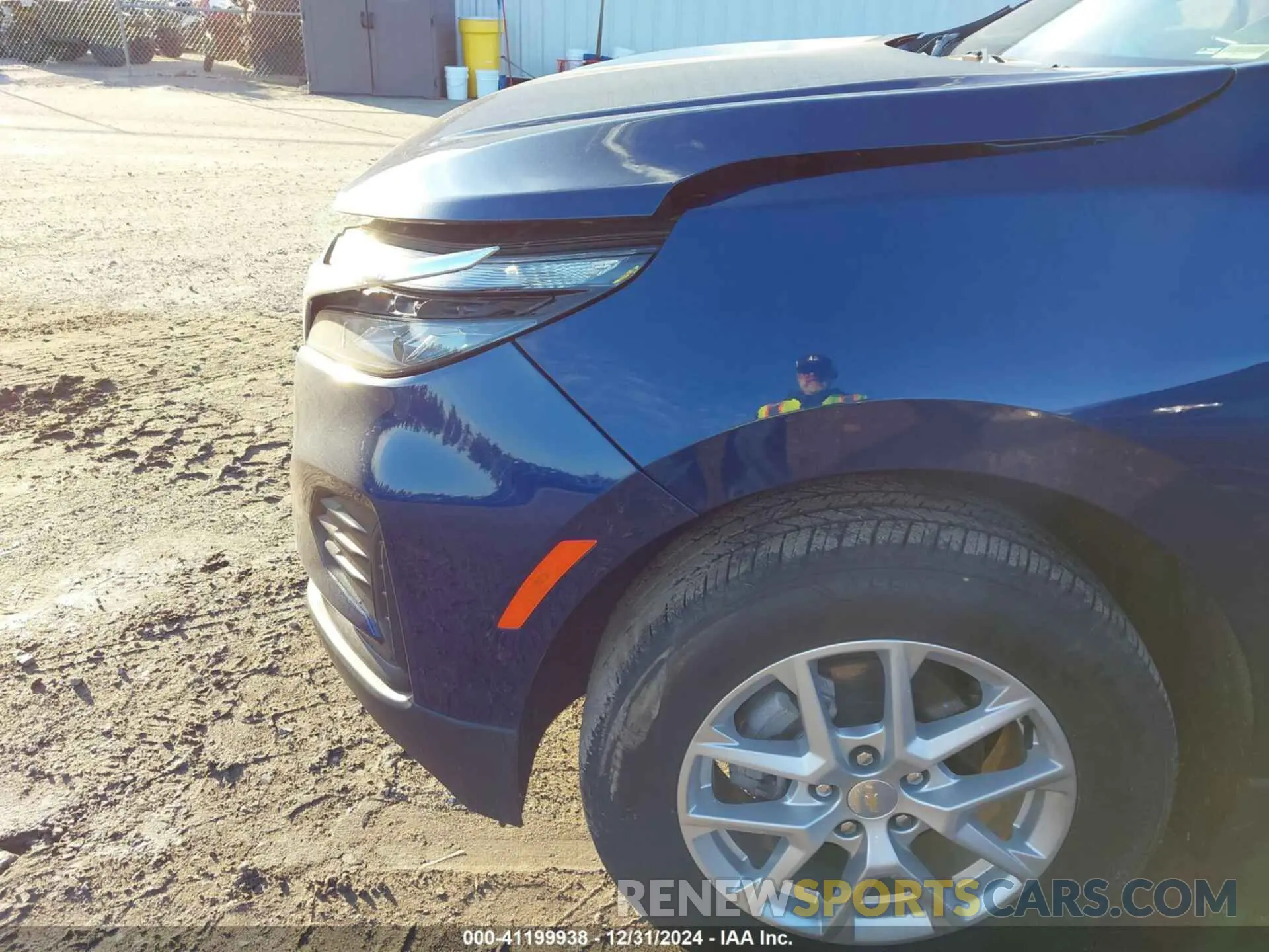 18 Photograph of a damaged car 3GNAX5EG7PL179225 CHEVROLET EQUINOX 2023