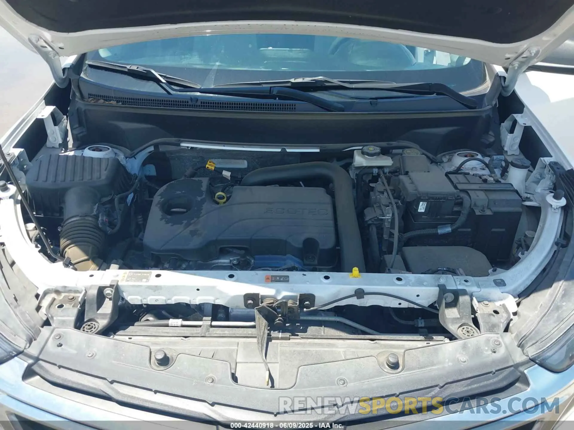 10 Photograph of a damaged car 3GNAXHEG0PL108157 CHEVROLET EQUINOX 2023