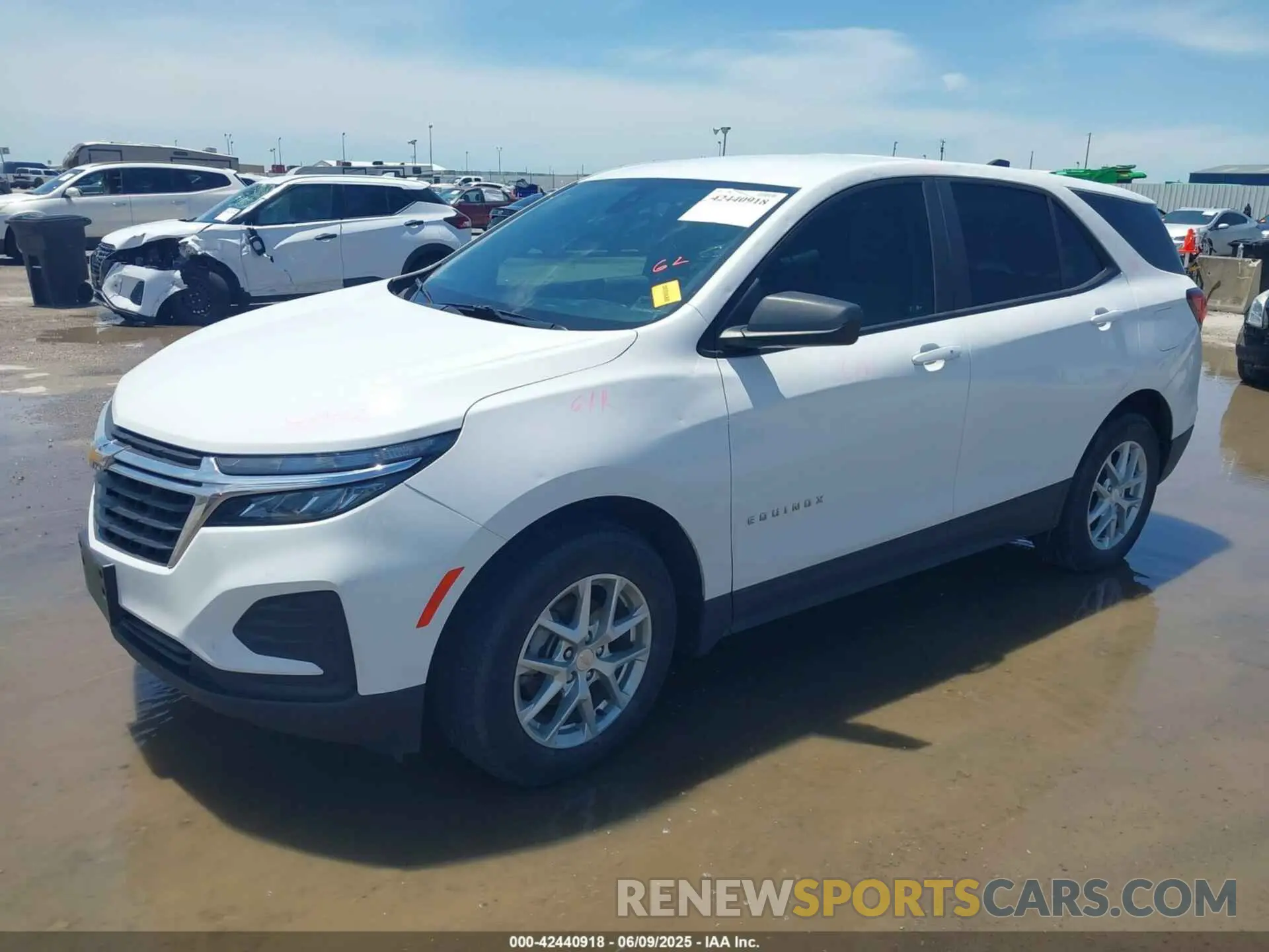 2 Photograph of a damaged car 3GNAXHEG0PL108157 CHEVROLET EQUINOX 2023
