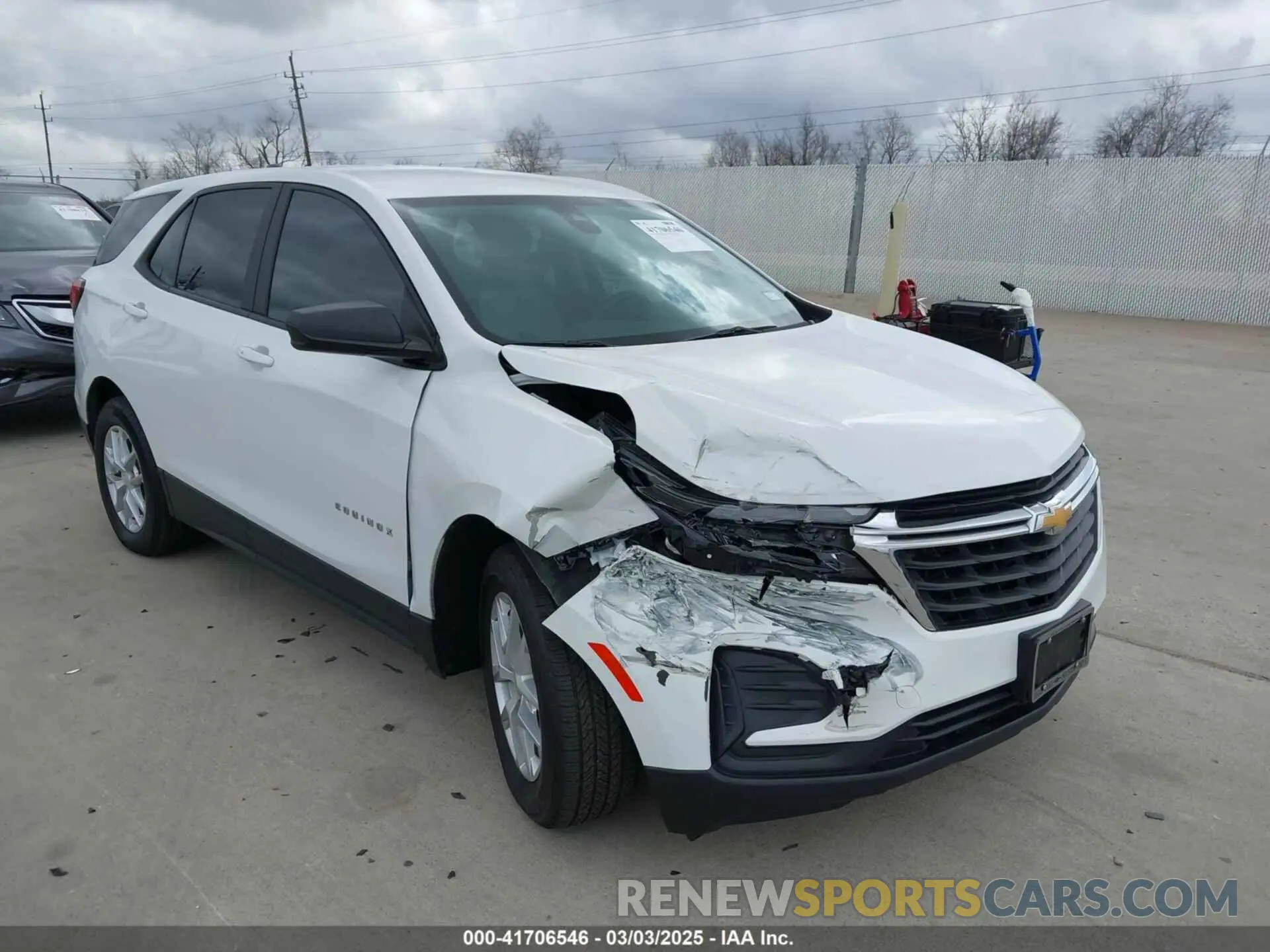 1 Фотография поврежденного автомобиля 3GNAXHEG0PL168018 CHEVROLET EQUINOX 2023