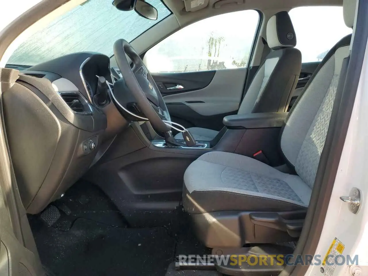 7 Photograph of a damaged car 3GNAXHEG2PL177156 CHEVROLET EQUINOX 2023