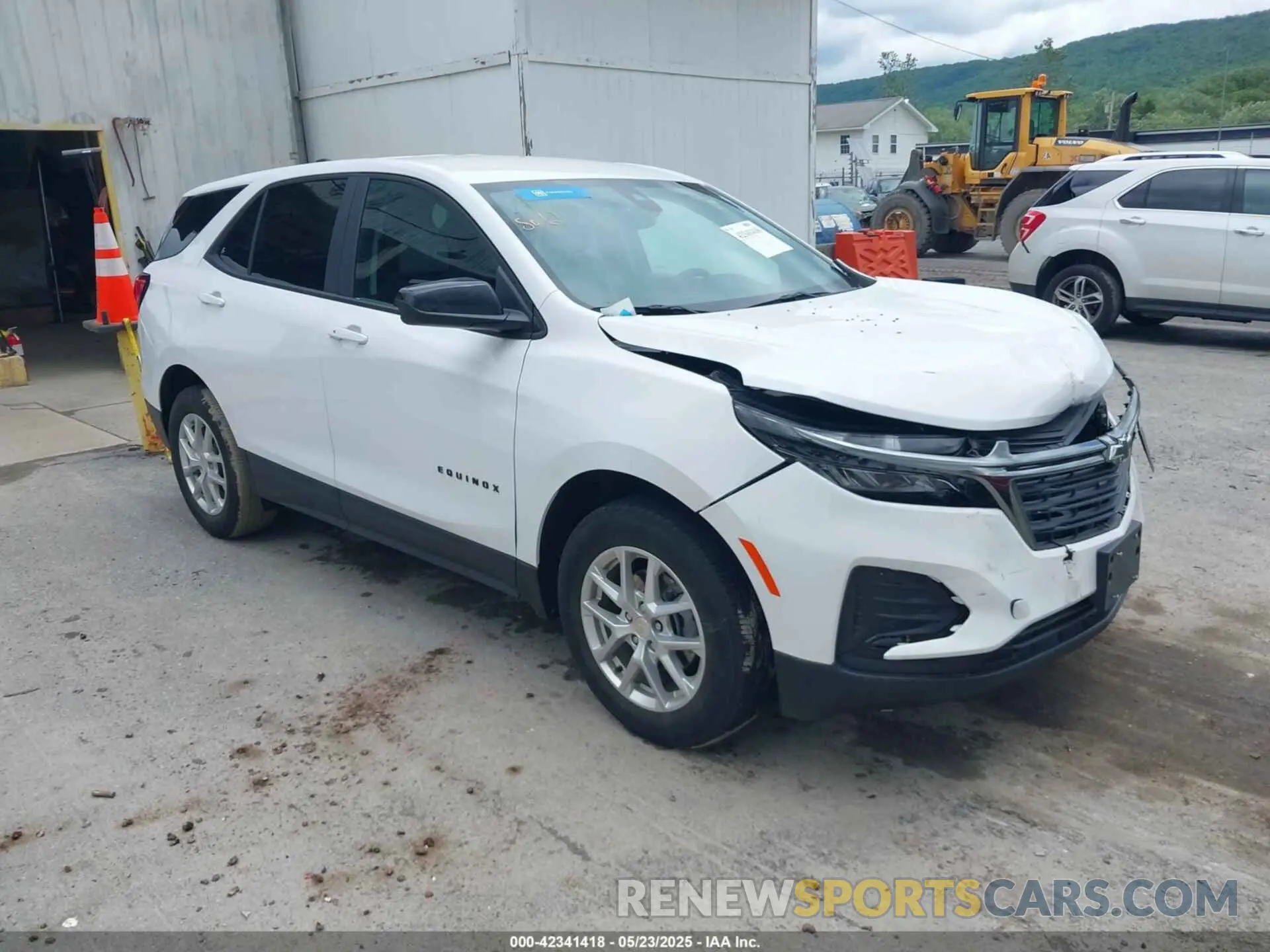 1 Фотография поврежденного автомобиля 3GNAXHEG2PL258285 CHEVROLET EQUINOX 2023