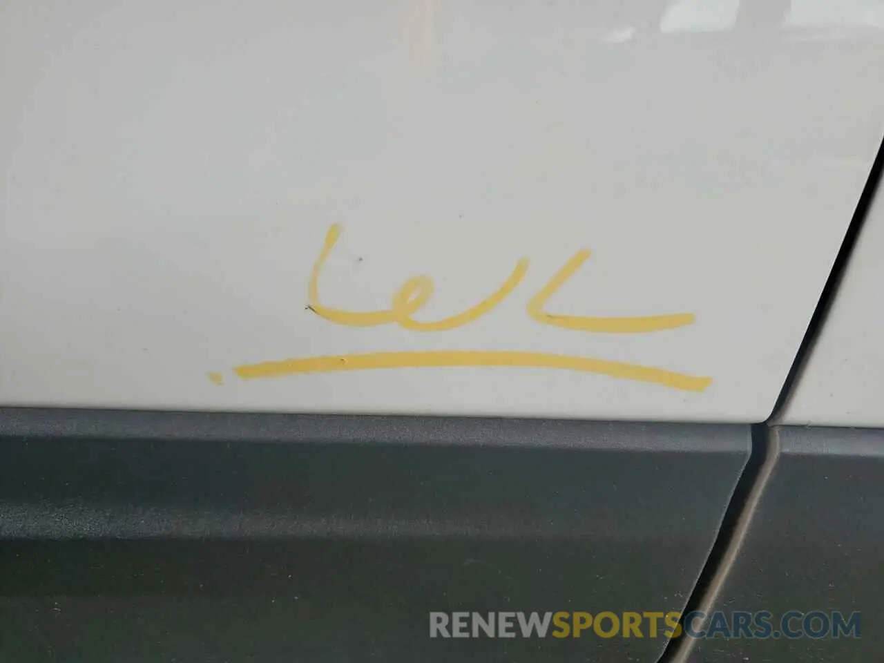 13 Photograph of a damaged car 3GNAXHEG3PL171026 CHEVROLET EQUINOX 2023