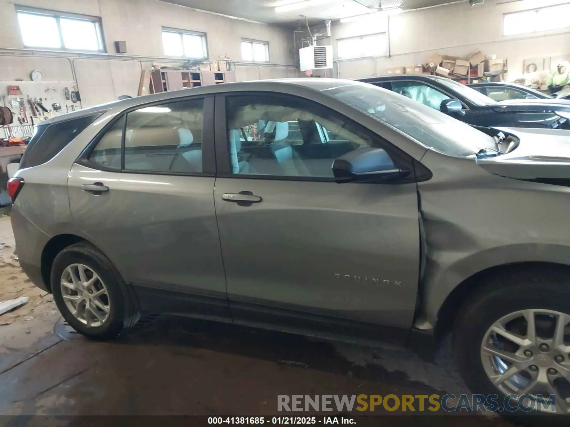 13 Photograph of a damaged car 3GNAXHEG4PL183606 CHEVROLET EQUINOX 2023
