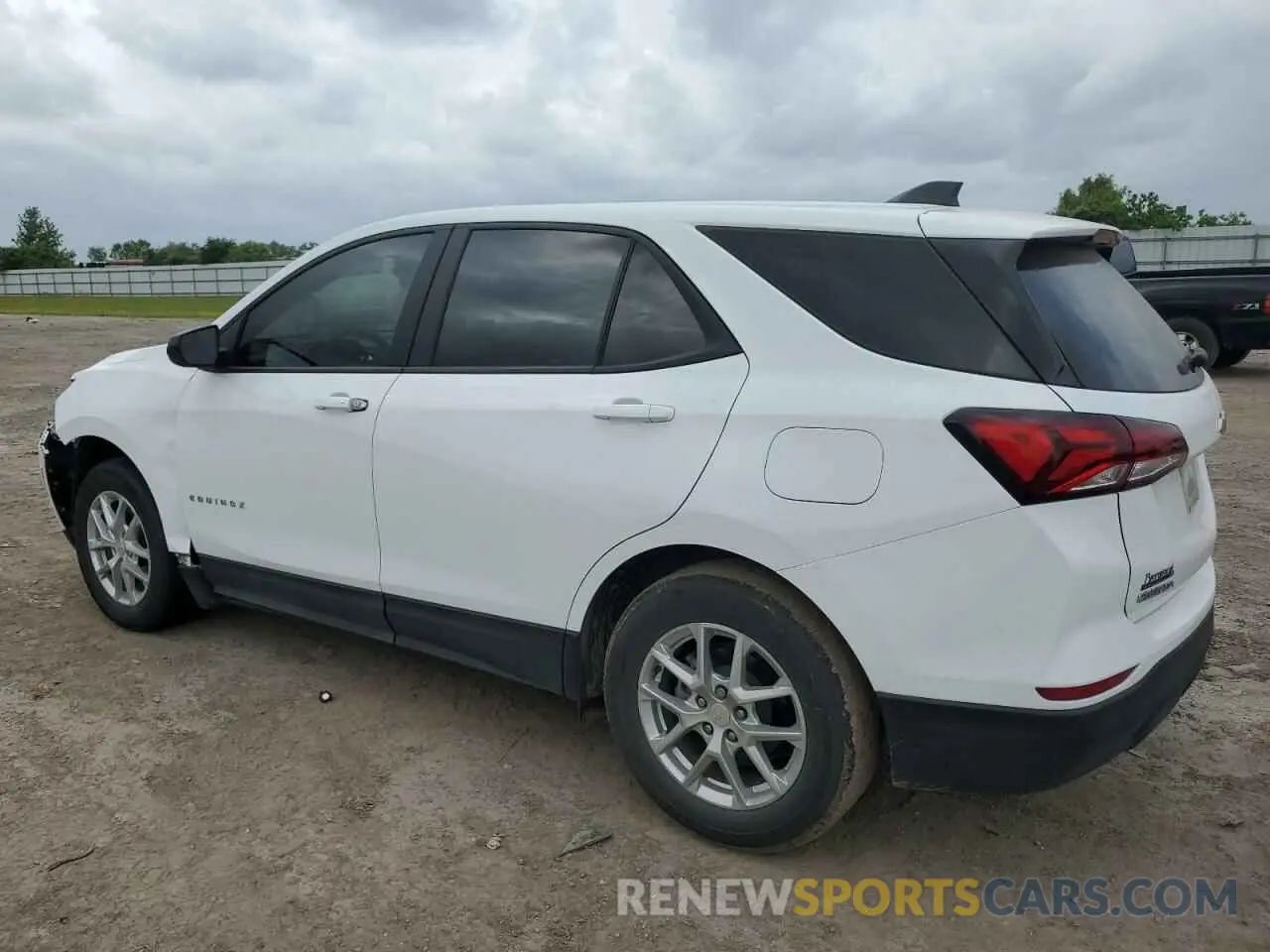 2 Photograph of a damaged car 3GNAXHEG5PL163588 CHEVROLET EQUINOX 2023