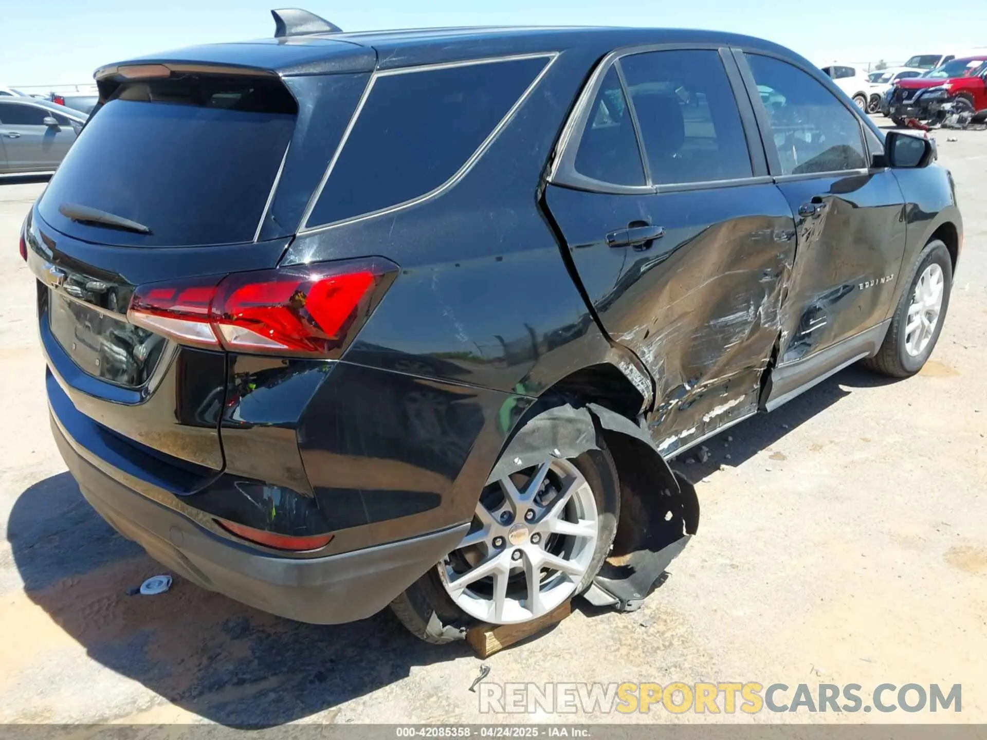 4 Фотография поврежденного автомобиля 3GNAXHEG8PL204263 CHEVROLET EQUINOX 2023