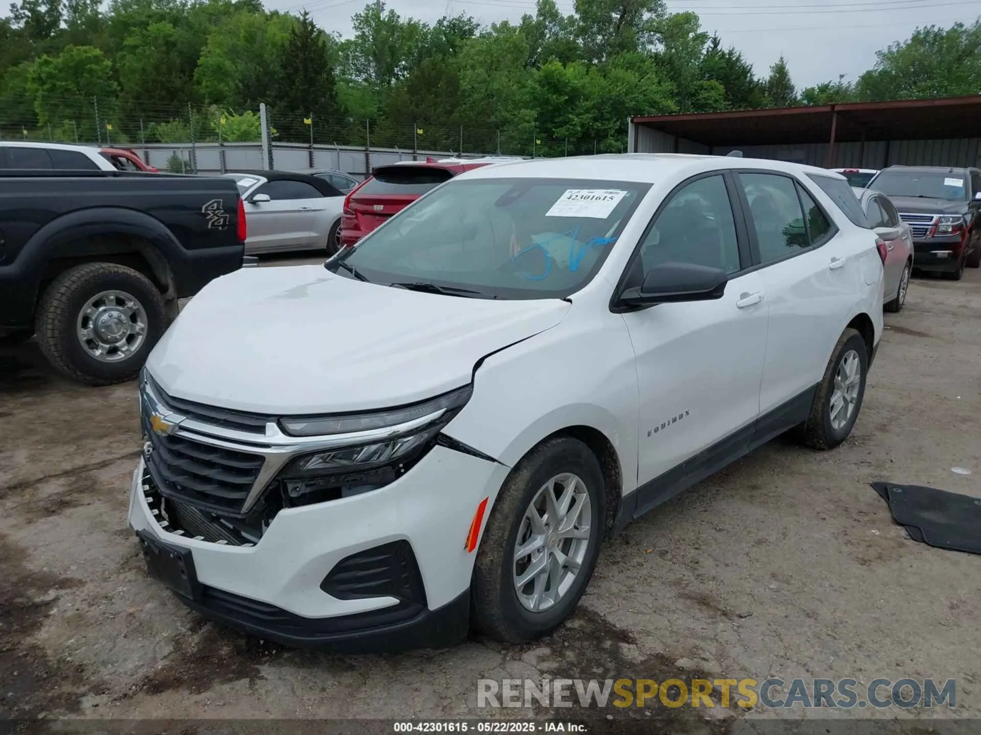 2 Photograph of a damaged car 3GNAXHEG9PL178112 CHEVROLET EQUINOX 2023