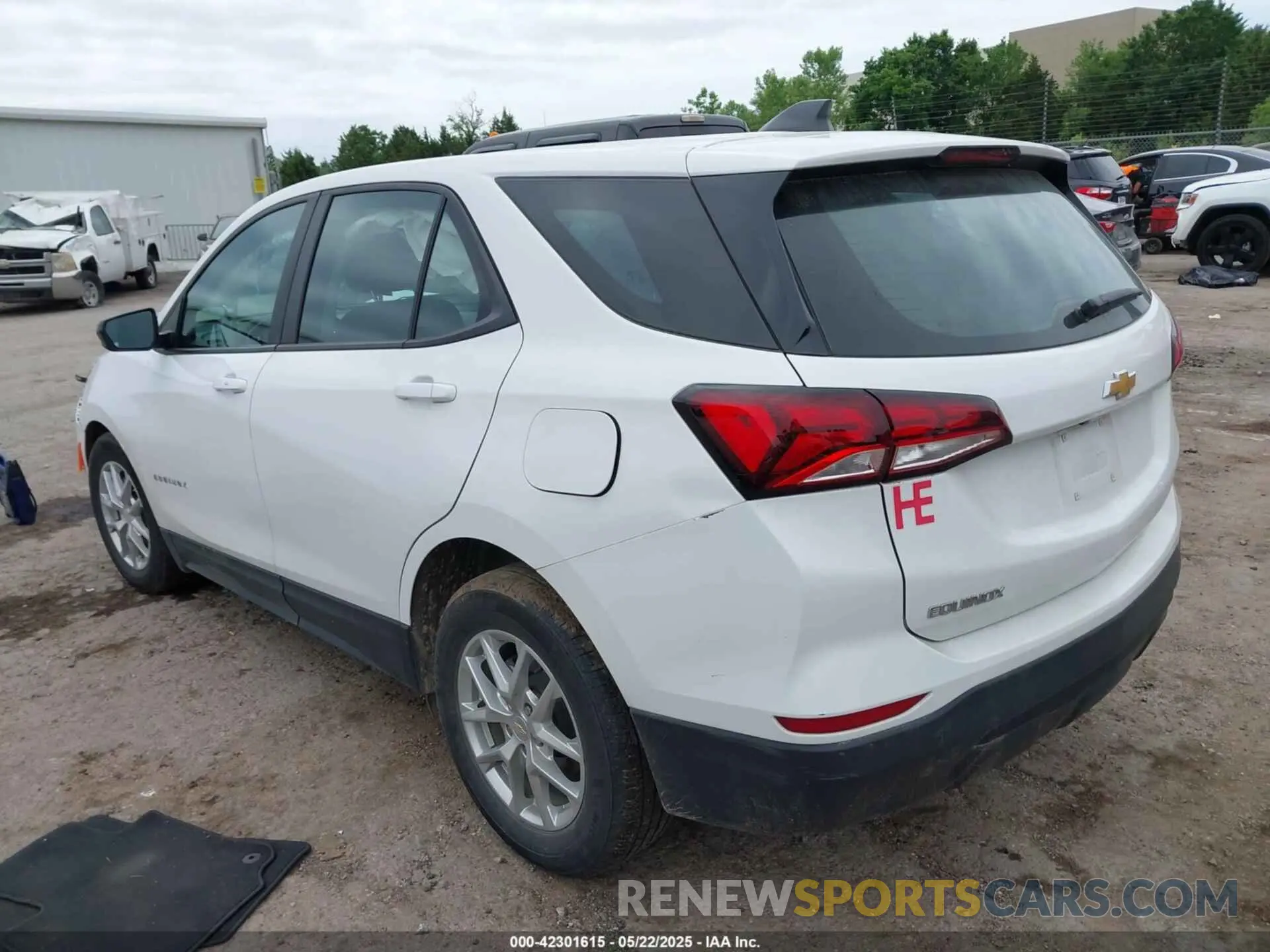 3 Photograph of a damaged car 3GNAXHEG9PL178112 CHEVROLET EQUINOX 2023