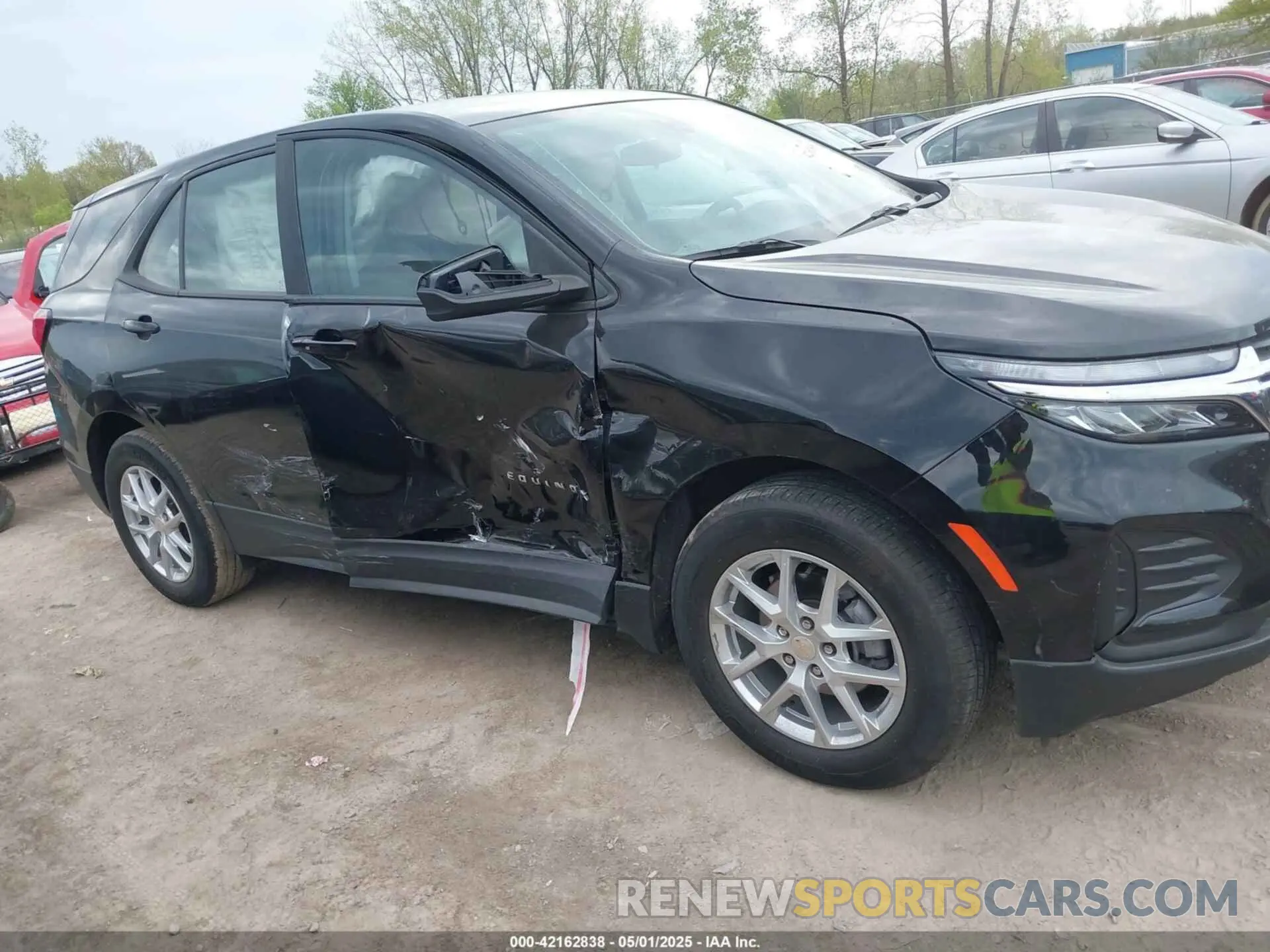 14 Photograph of a damaged car 3GNAXHEGXPL173159 CHEVROLET EQUINOX 2023