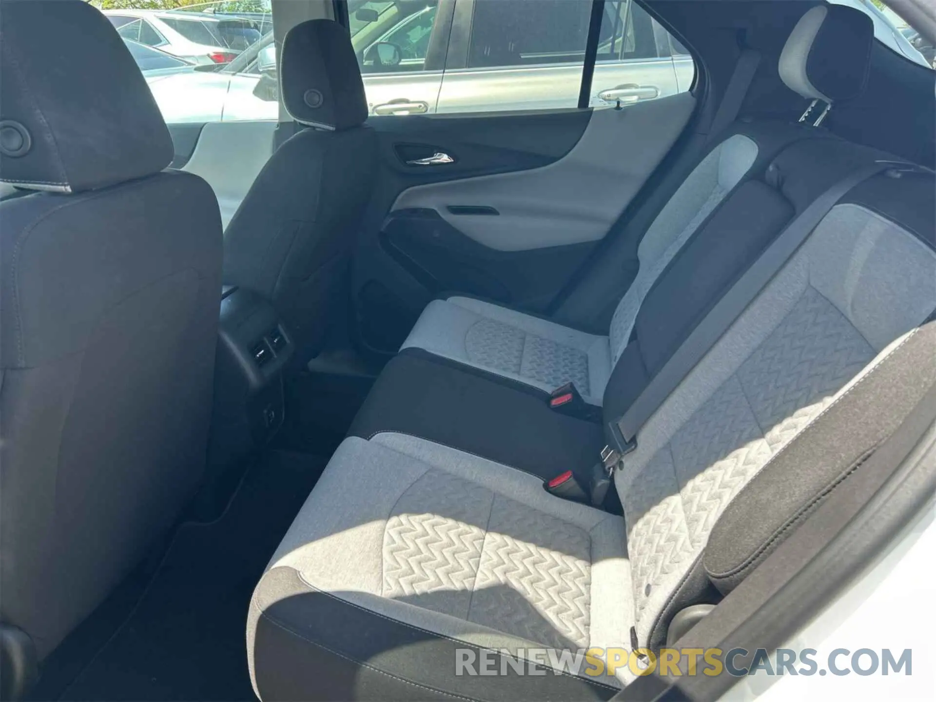 17 Фотография поврежденного автомобиля 3GNAXJEG2PL127722 CHEVROLET EQUINOX 2023