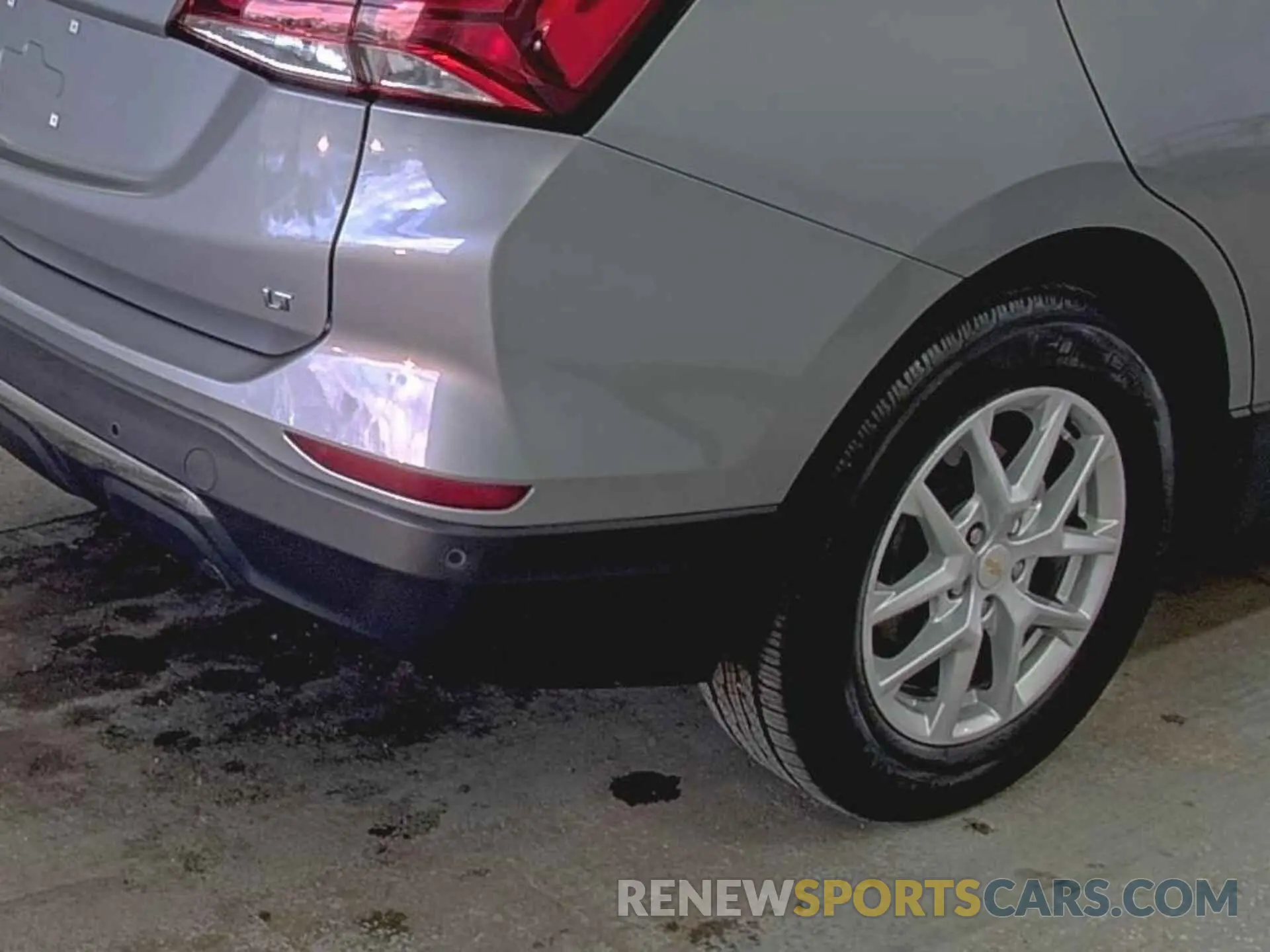 21 Photograph of a damaged car 3GNAXJEG3PL124831 CHEVROLET EQUINOX 2023