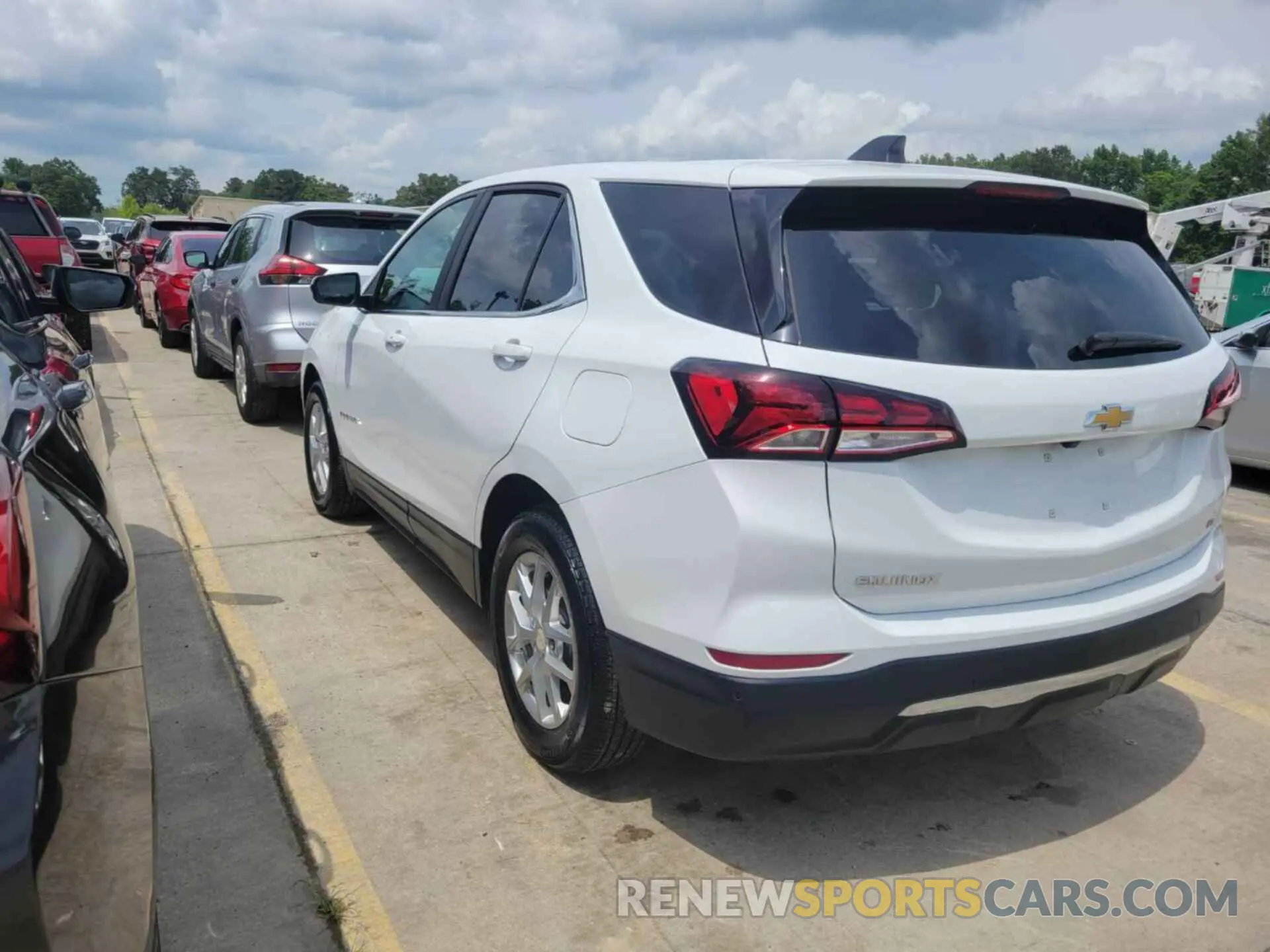 28 Photograph of a damaged car 3GNAXJEG3PS208587 CHEVROLET EQUINOX 2023