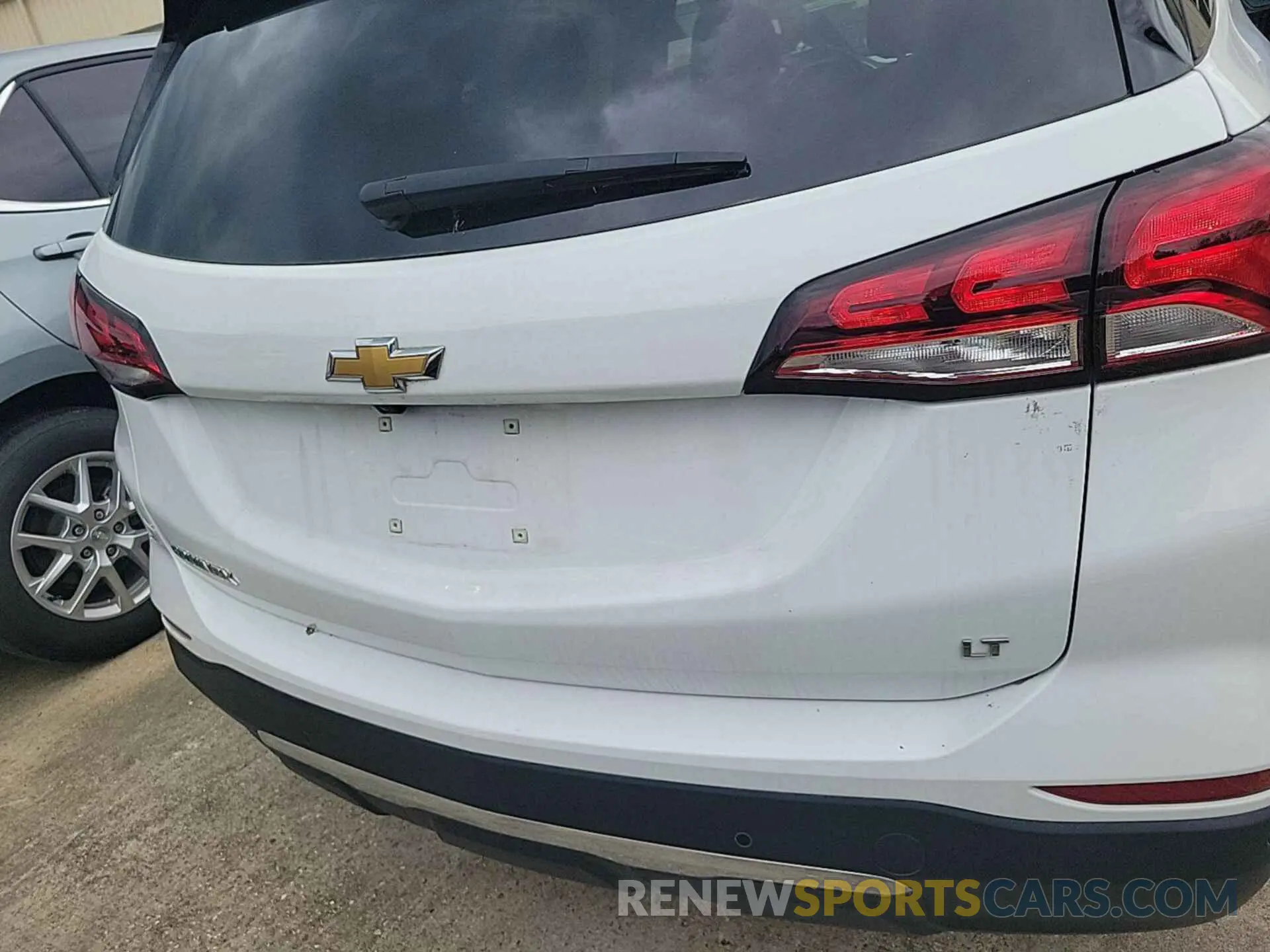 4 Photograph of a damaged car 3GNAXJEG3PS208587 CHEVROLET EQUINOX 2023