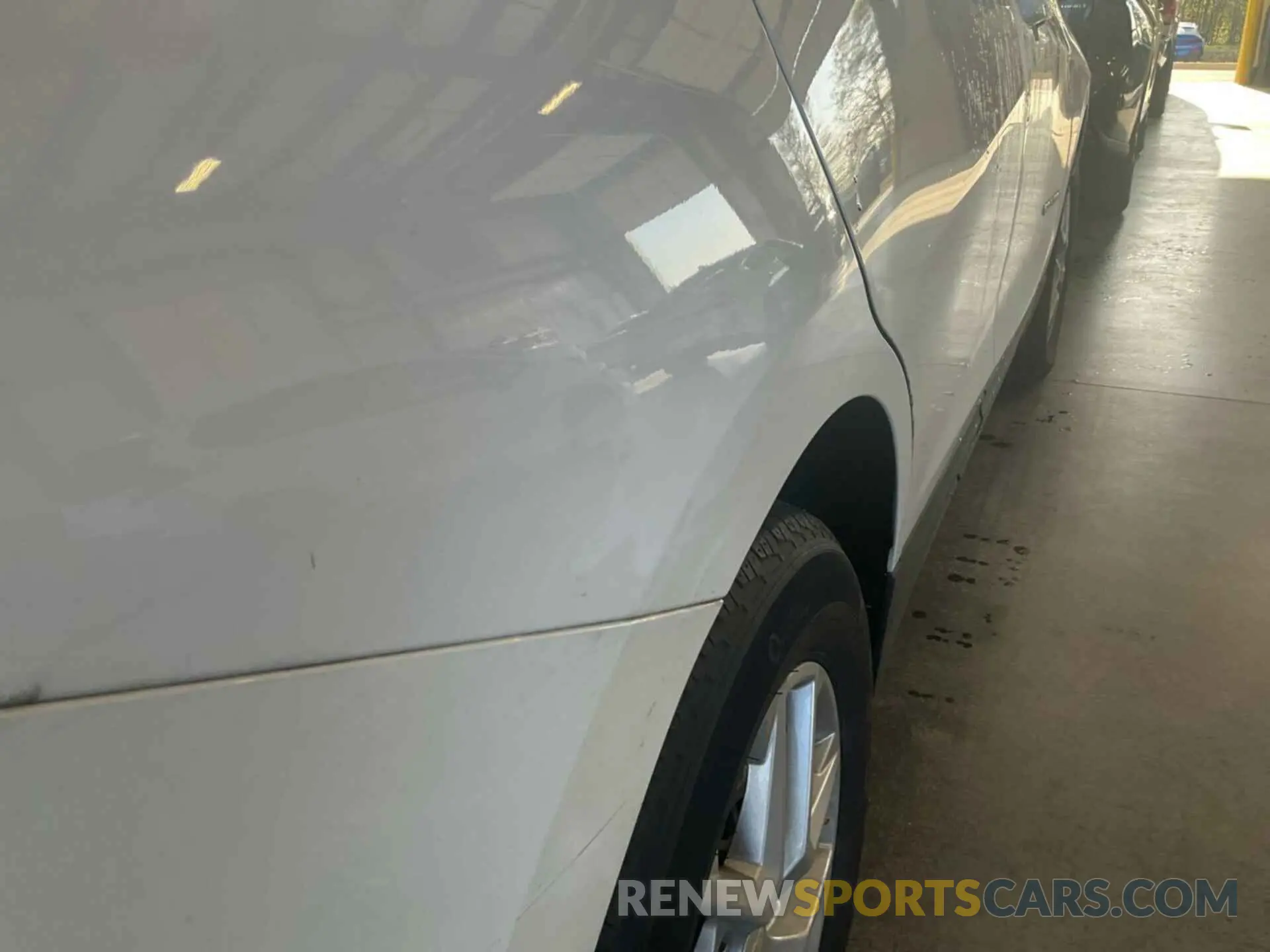 1 Фотография поврежденного автомобиля 3GNAXJEG4PL117404 CHEVROLET EQUINOX 2023