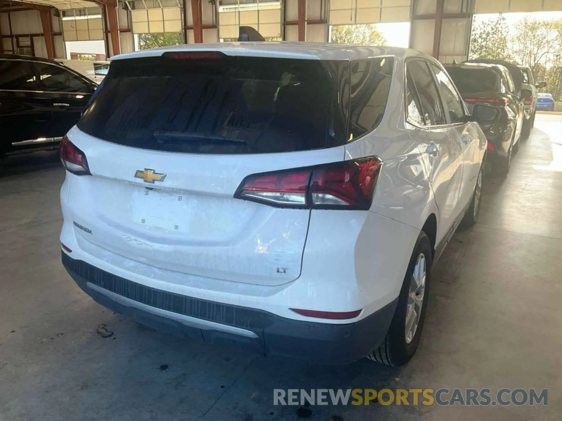 20 Фотография поврежденного автомобиля 3GNAXJEG4PL117404 CHEVROLET EQUINOX 2023