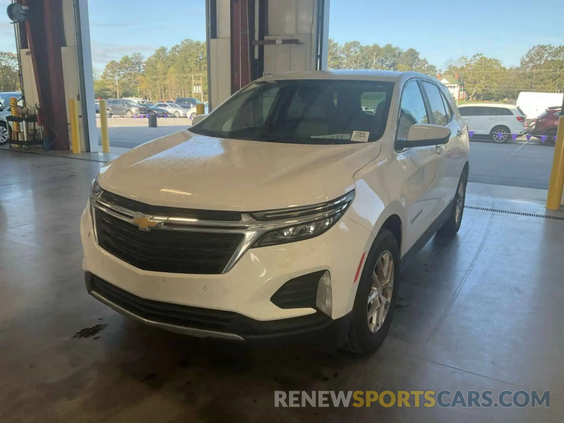 23 Фотография поврежденного автомобиля 3GNAXJEG4PL117404 CHEVROLET EQUINOX 2023