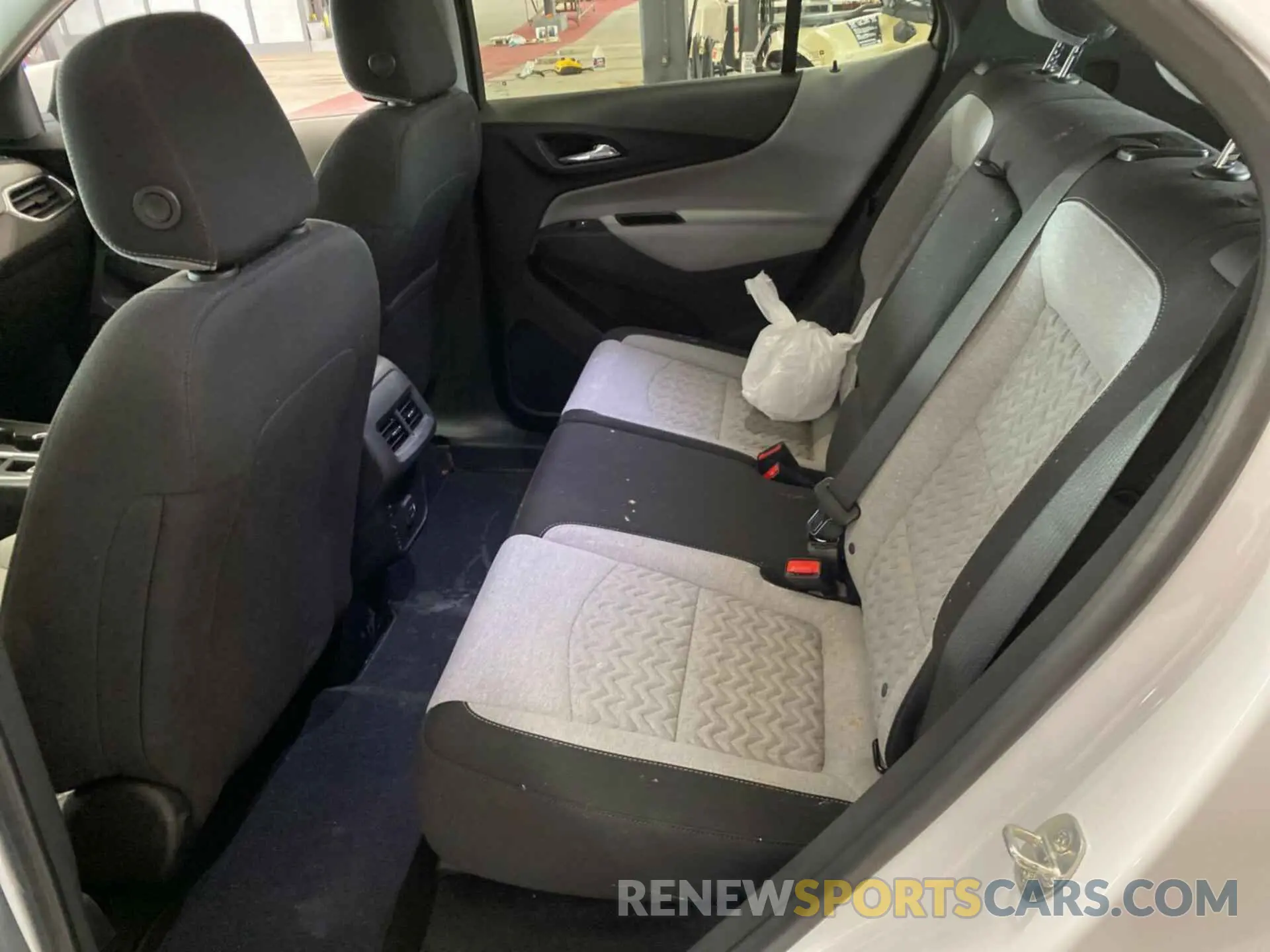 4 Photograph of a damaged car 3GNAXJEG4PL117547 CHEVROLET EQUINOX 2023