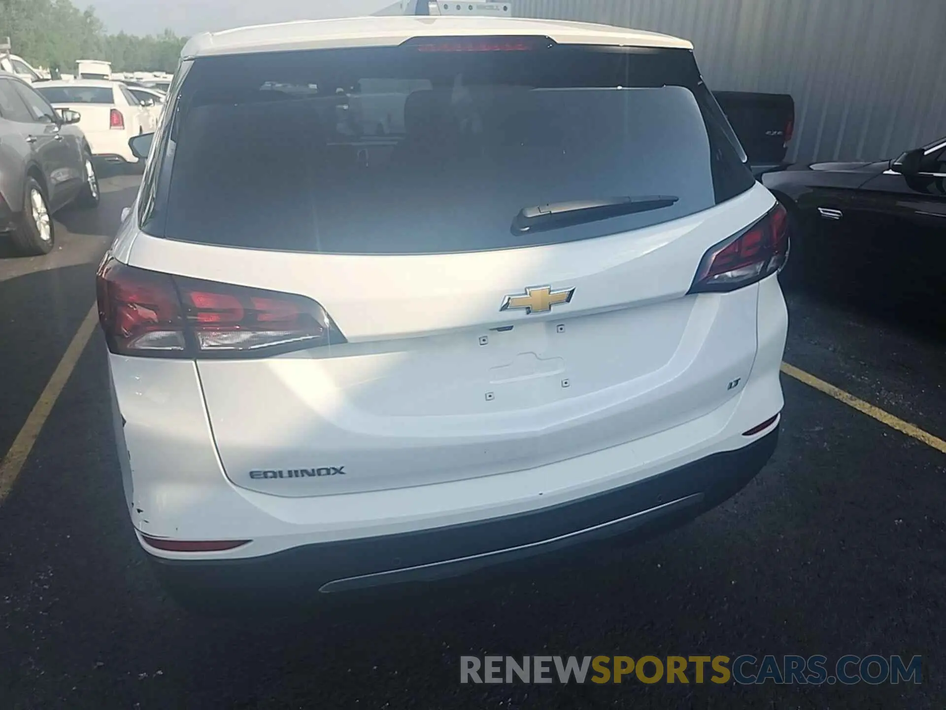 9 Фотография поврежденного автомобиля 3GNAXJEG5PL117752 CHEVROLET EQUINOX 2023