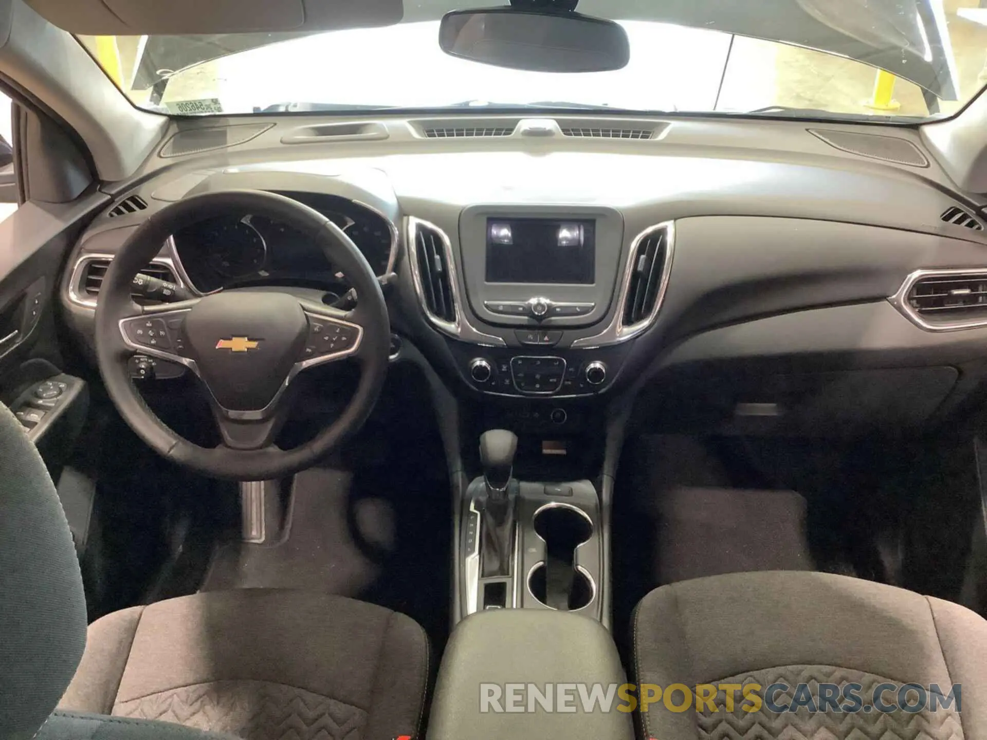10 Photograph of a damaged car 3GNAXJEG6PL117727 CHEVROLET EQUINOX 2023