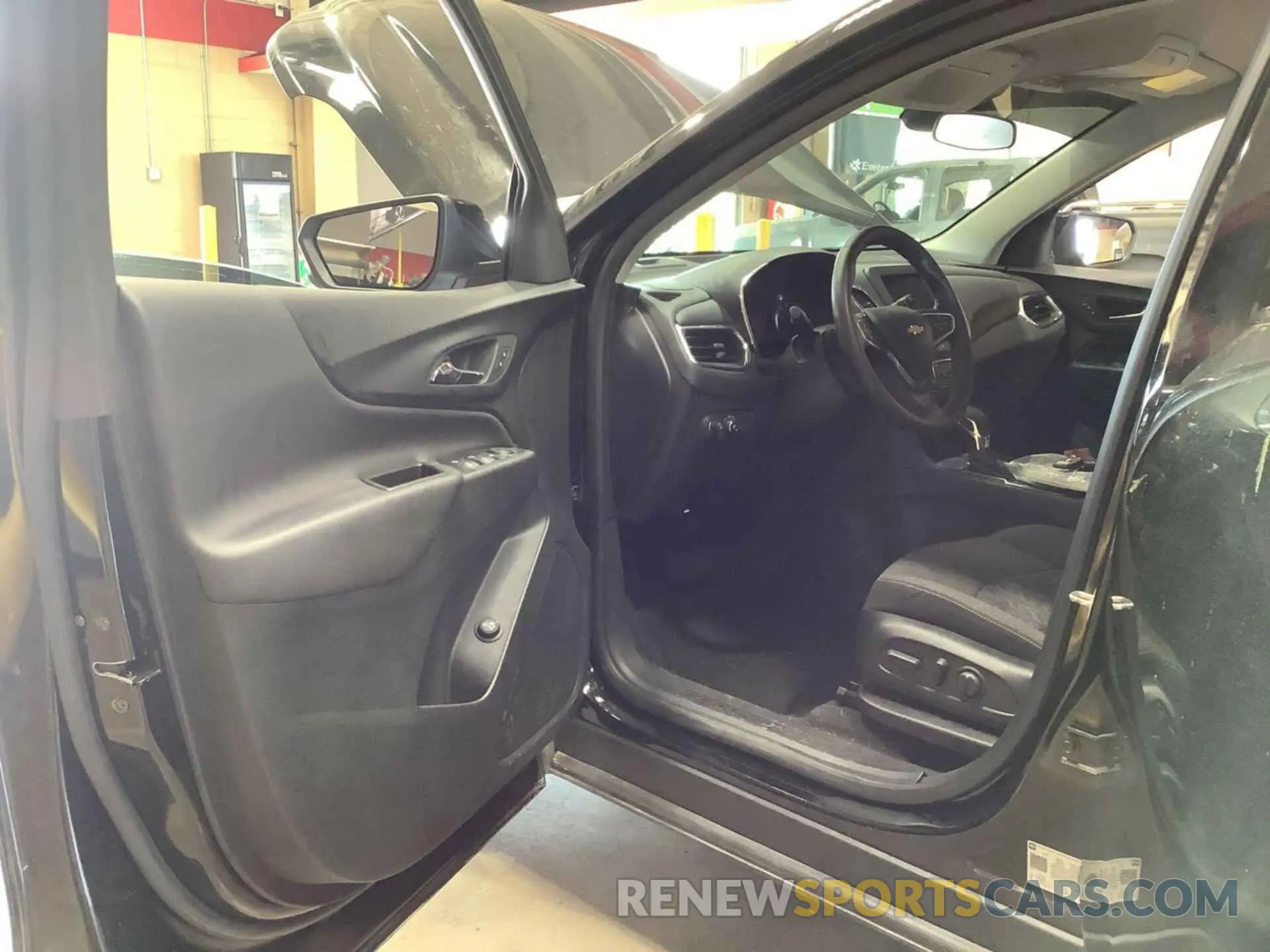21 Photograph of a damaged car 3GNAXJEG6PL117727 CHEVROLET EQUINOX 2023