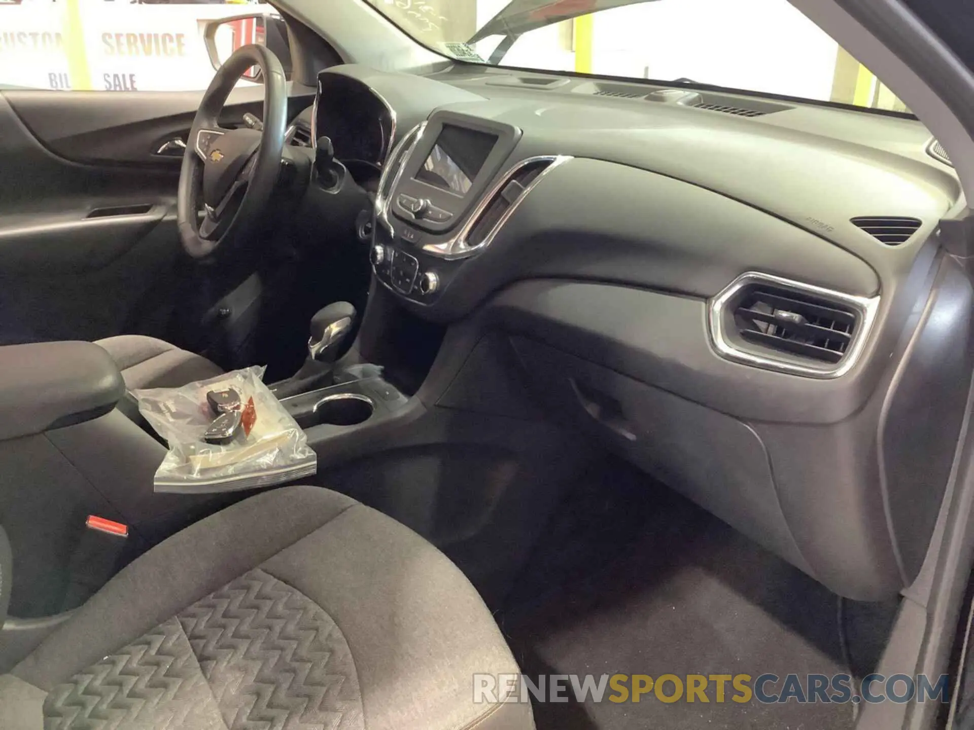 4 Photograph of a damaged car 3GNAXJEG6PL117727 CHEVROLET EQUINOX 2023