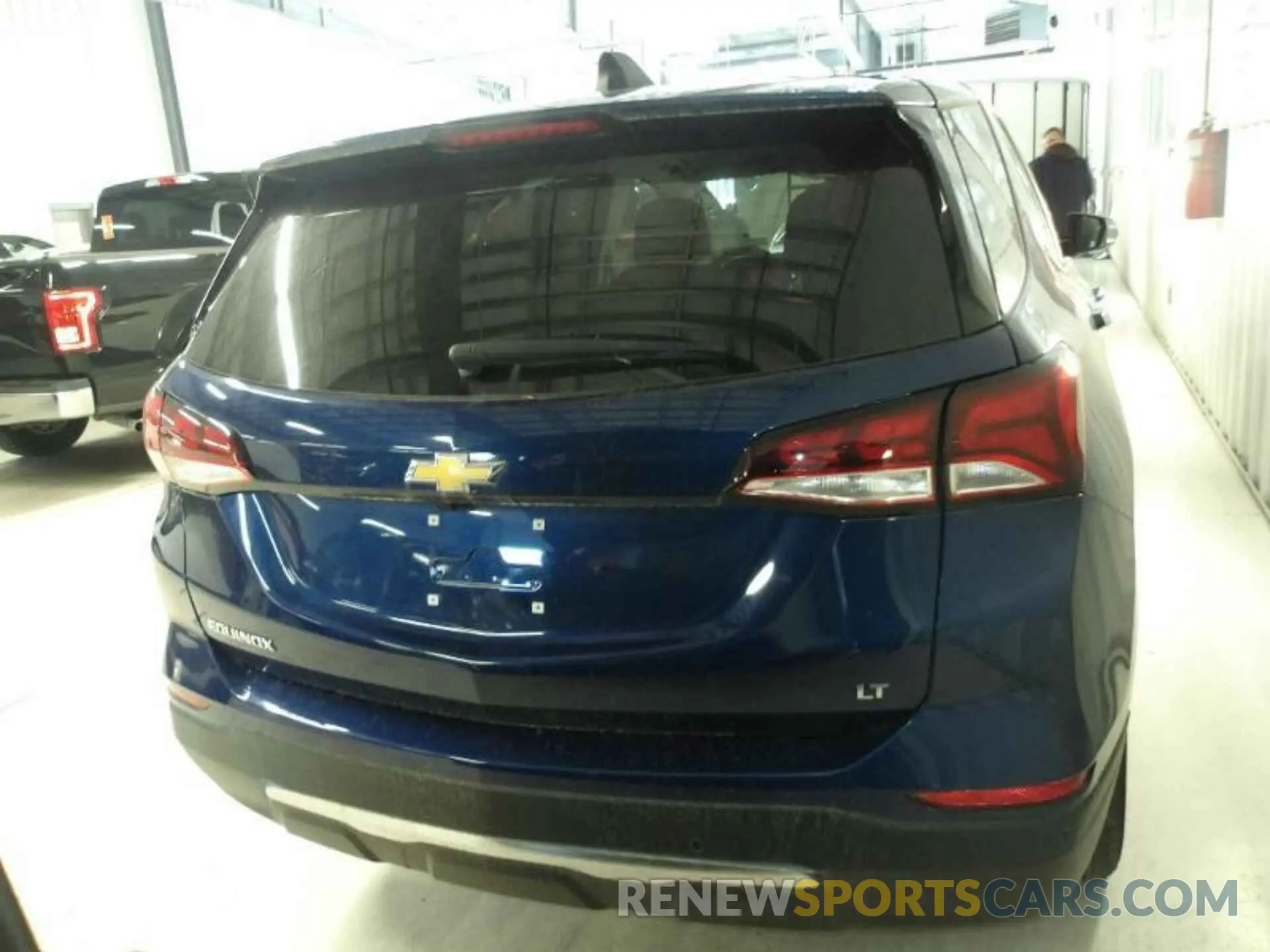 4 Фотография поврежденного автомобиля 3GNAXJEG6PS112825 CHEVROLET EQUINOX 2023