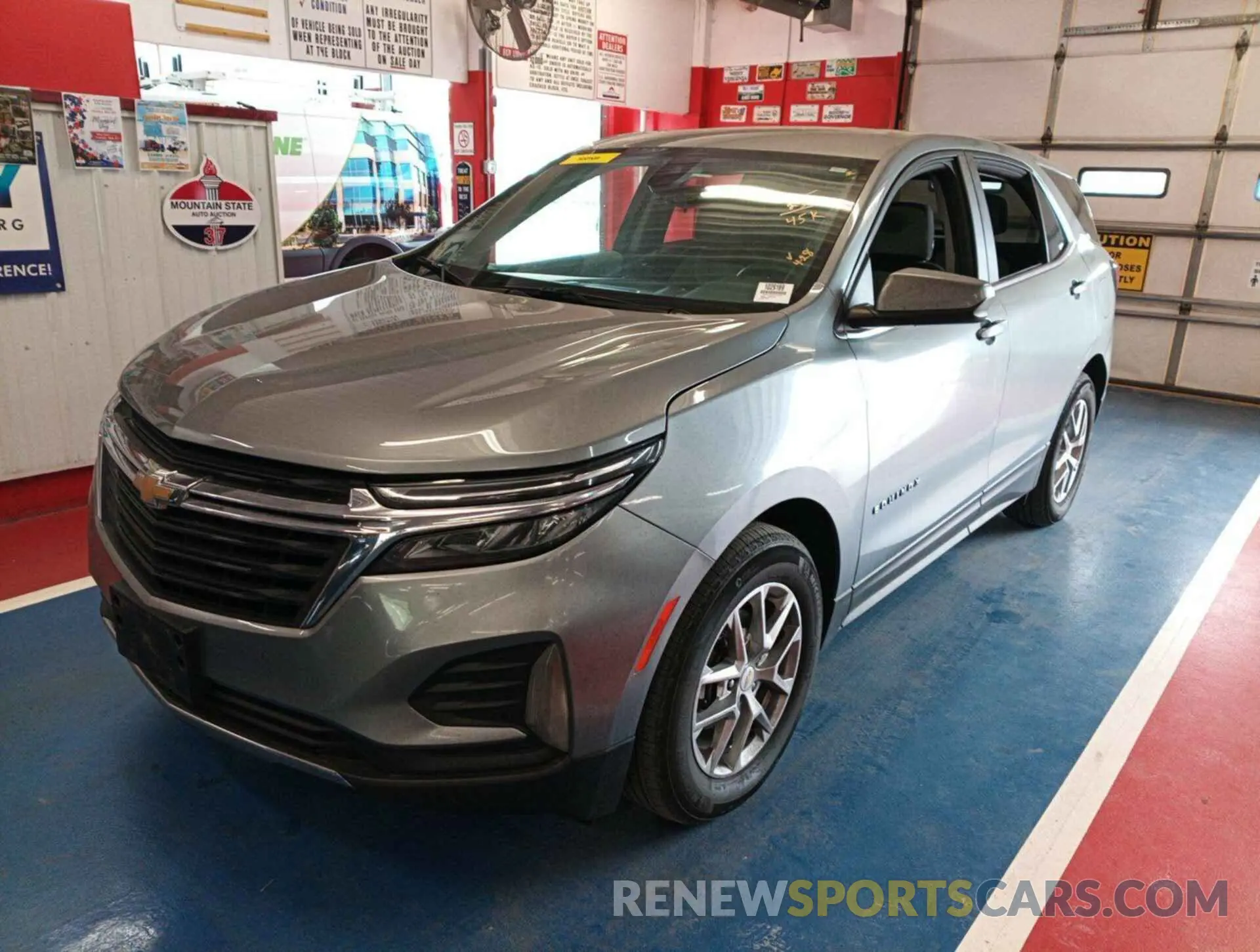 29 Фотография поврежденного автомобиля 3GNAXJEG7PL124170 CHEVROLET EQUINOX 2023