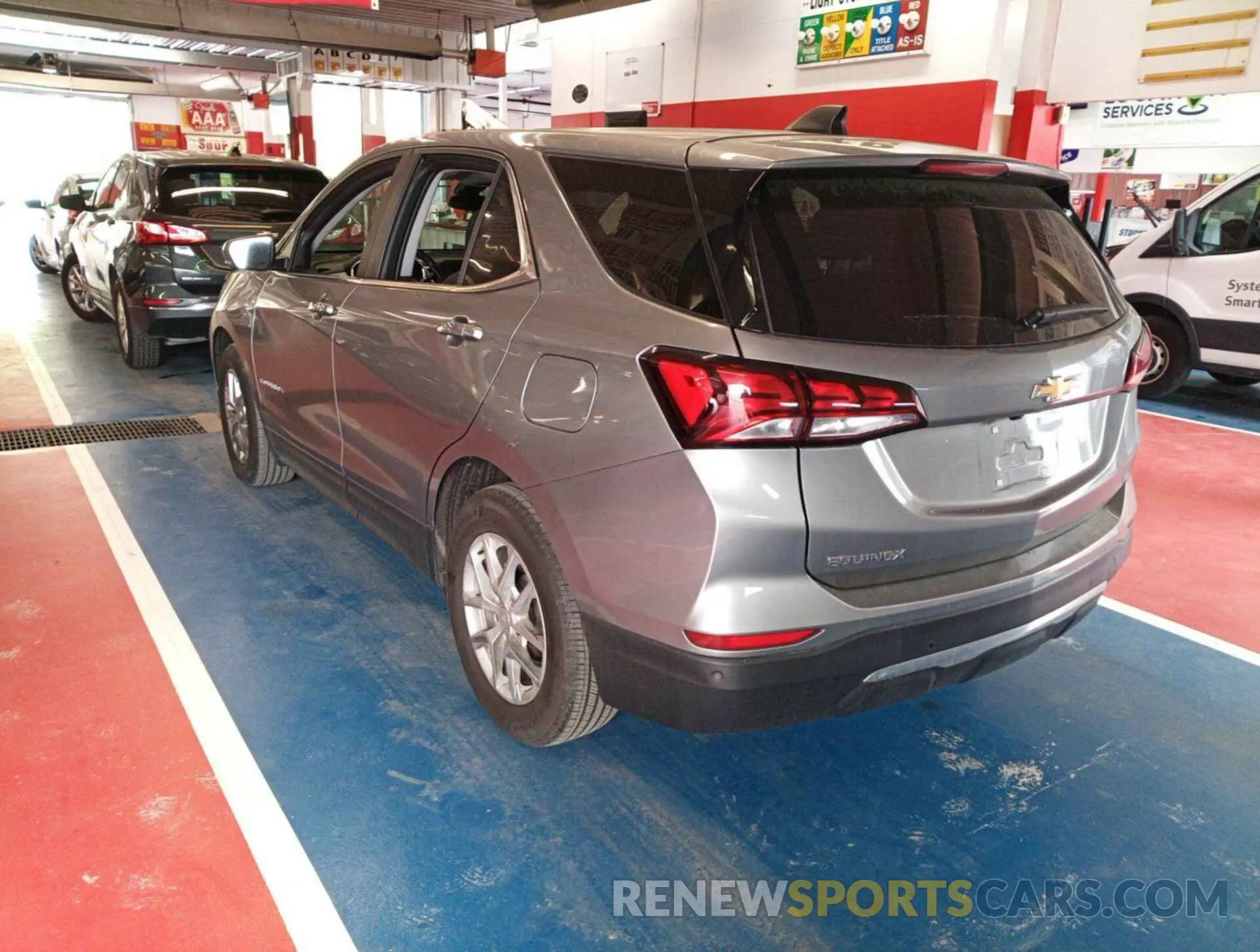 31 Фотография поврежденного автомобиля 3GNAXJEG7PL124170 CHEVROLET EQUINOX 2023