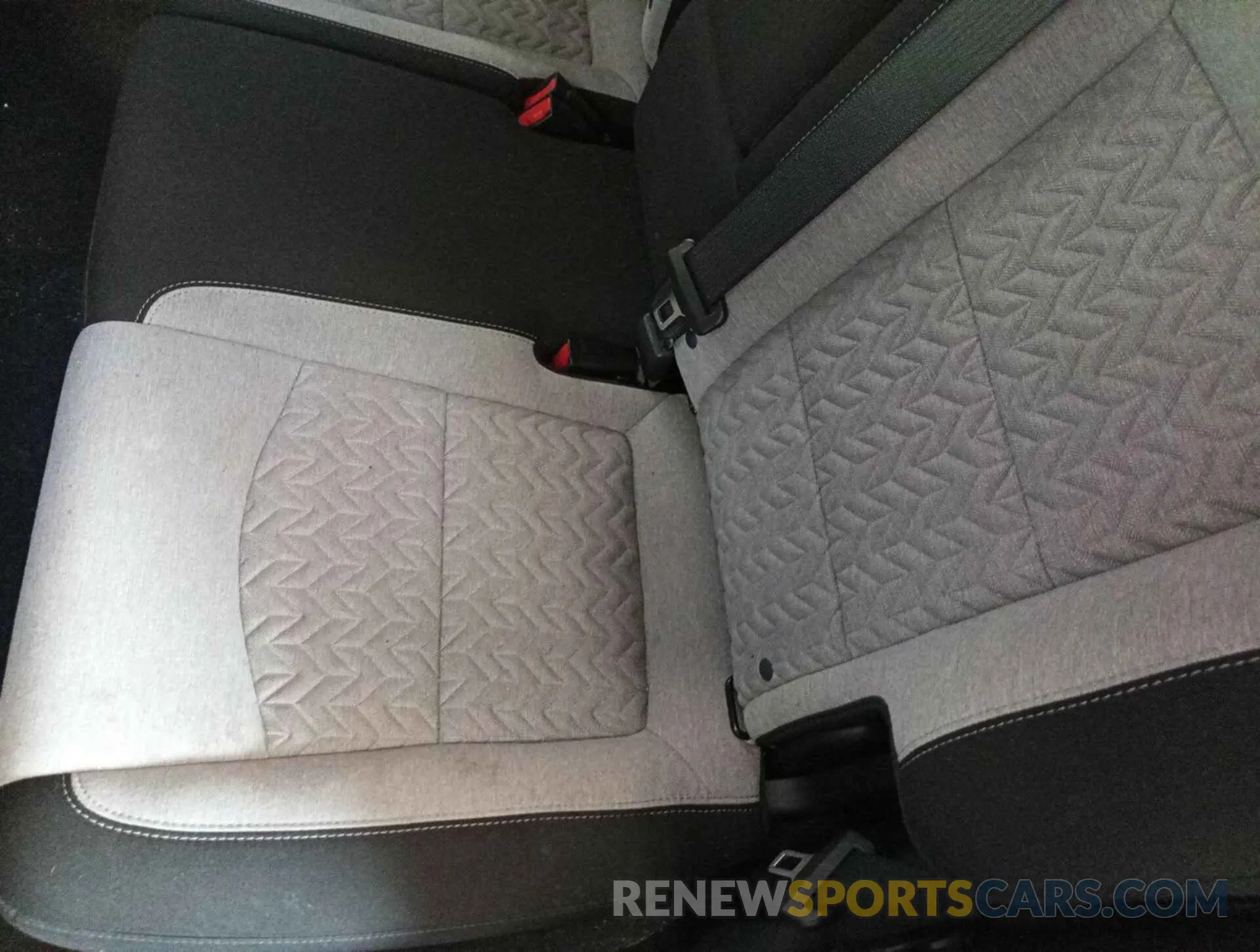 33 Фотография поврежденного автомобиля 3GNAXJEG7PL124170 CHEVROLET EQUINOX 2023