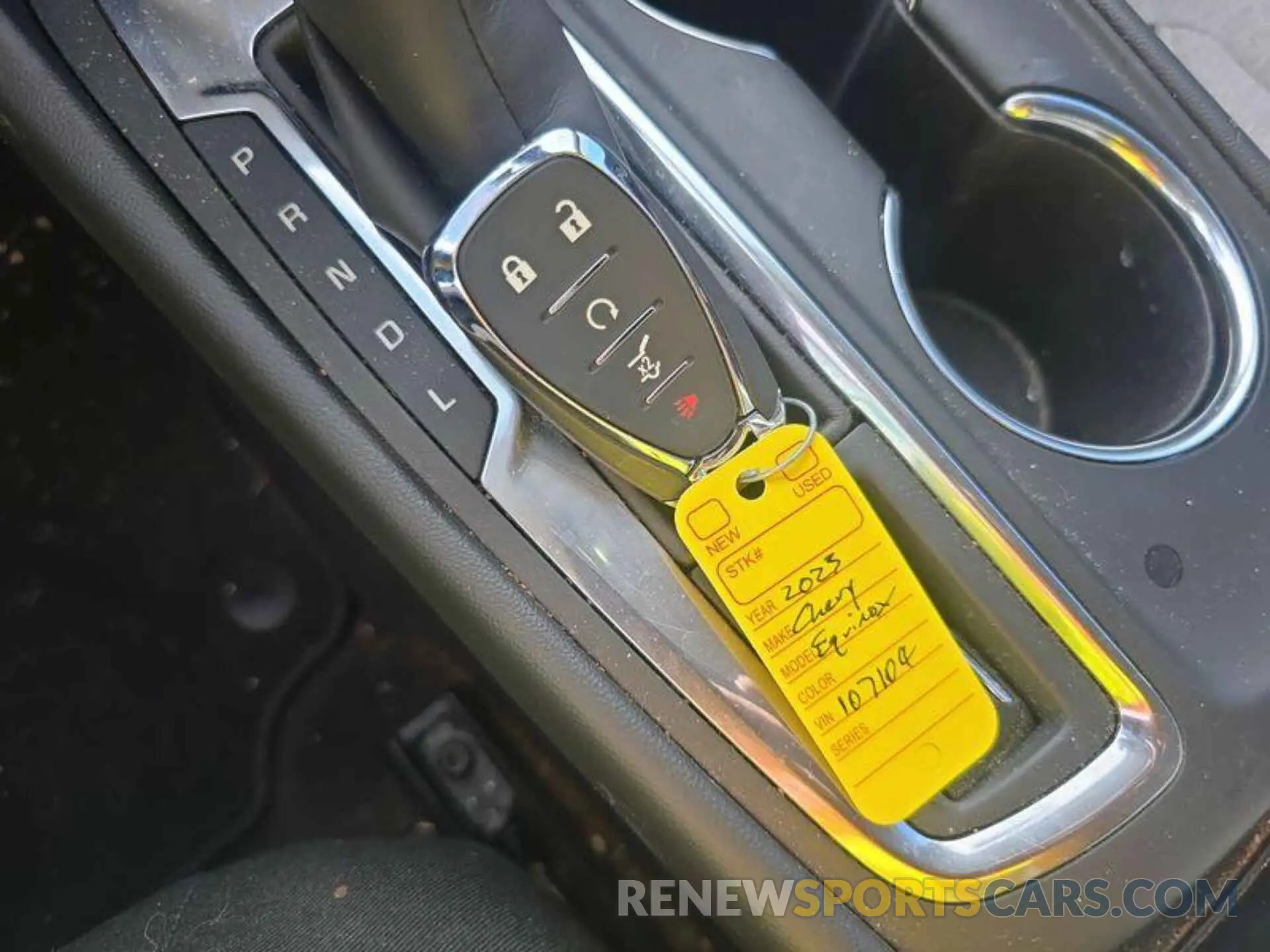 8 Photograph of a damaged car 3GNAXJEG8PL107104 CHEVROLET EQUINOX 2023