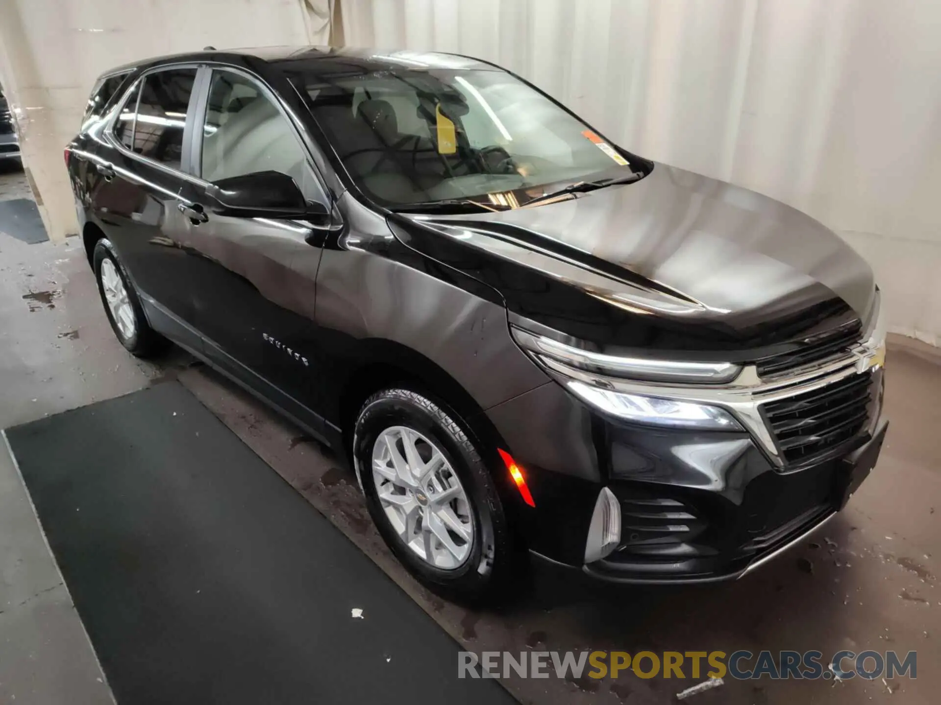 18 Photograph of a damaged car 3GNAXJEG8PL113713 CHEVROLET EQUINOX 2023