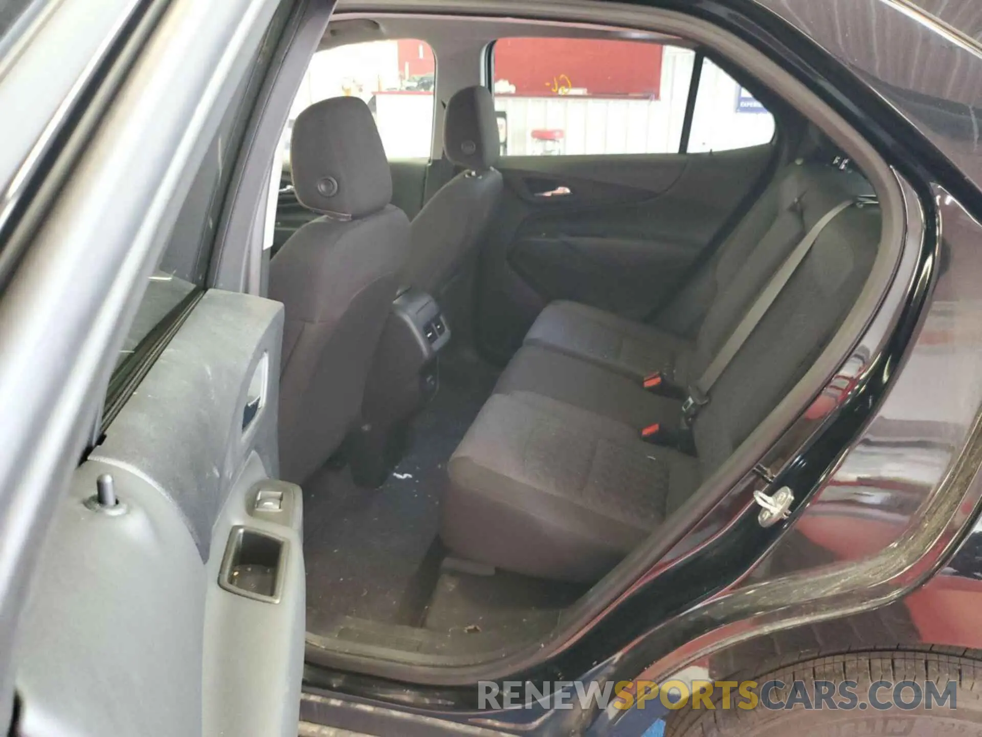 5 Photograph of a damaged car 3GNAXJEG8PL117132 CHEVROLET EQUINOX 2023