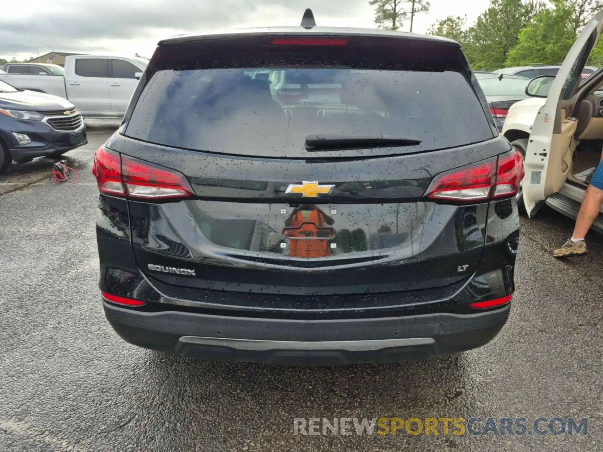 11 Photograph of a damaged car 3GNAXJEG9PL253348 CHEVROLET EQUINOX 2023