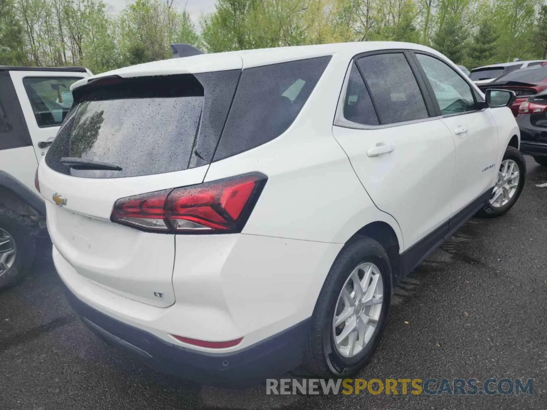 13 Photograph of a damaged car 3GNAXJEG9PS208531 CHEVROLET EQUINOX 2023