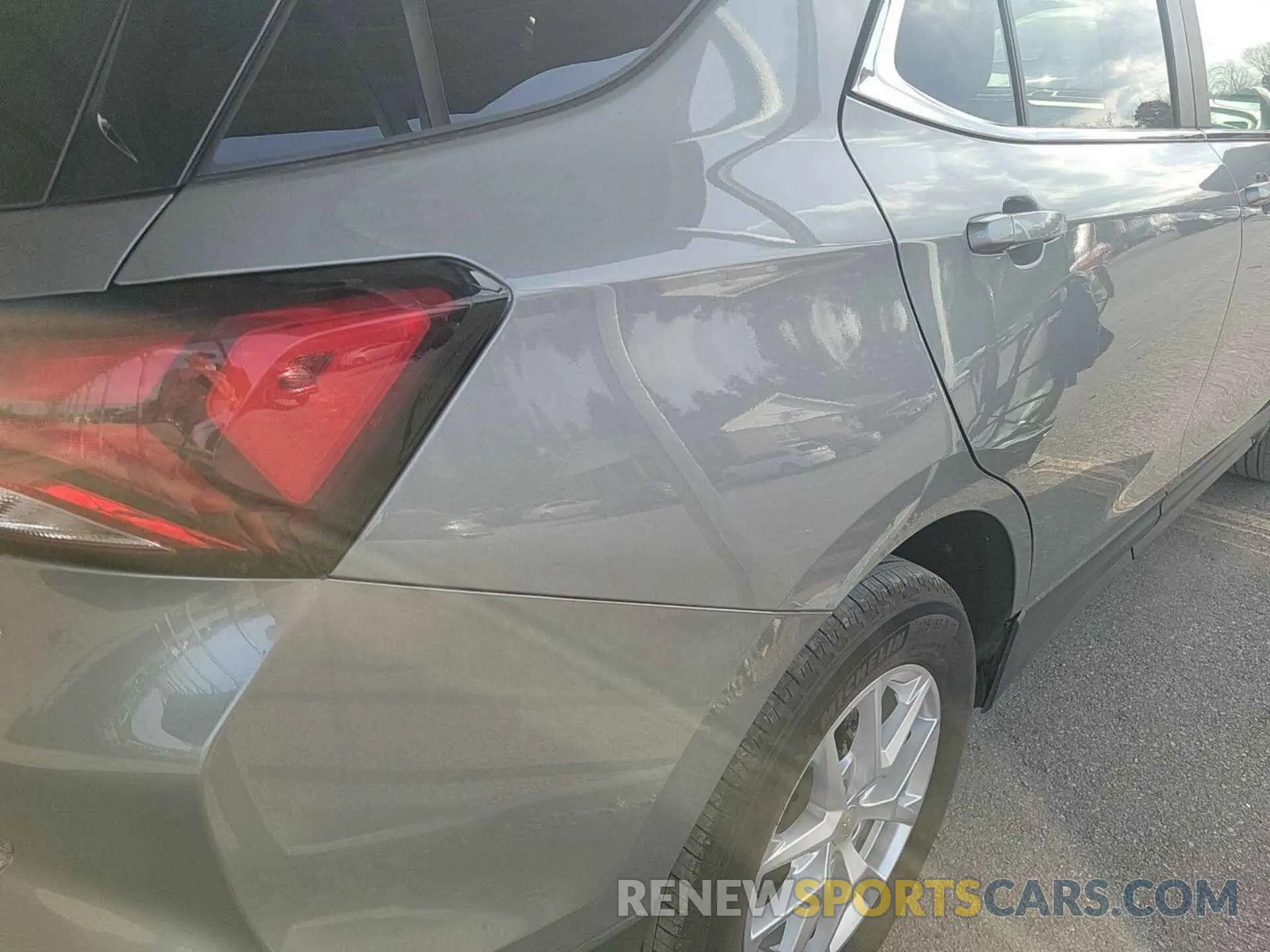 18 Фотография поврежденного автомобиля 3GNAXJEGXPL124762 CHEVROLET EQUINOX 2023