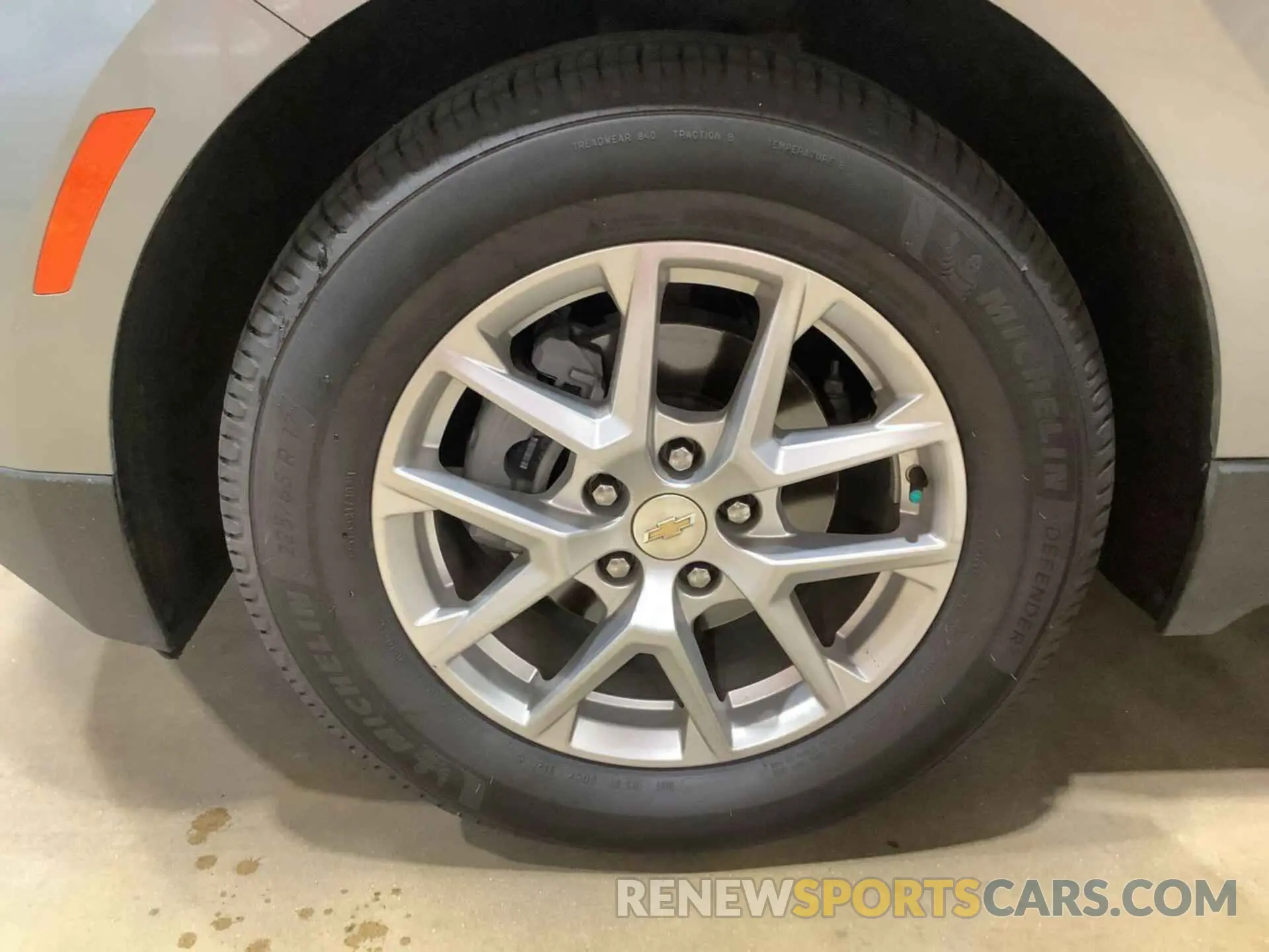 32 Фотография поврежденного автомобиля 3GNAXJEGXPS209087 CHEVROLET EQUINOX 2023