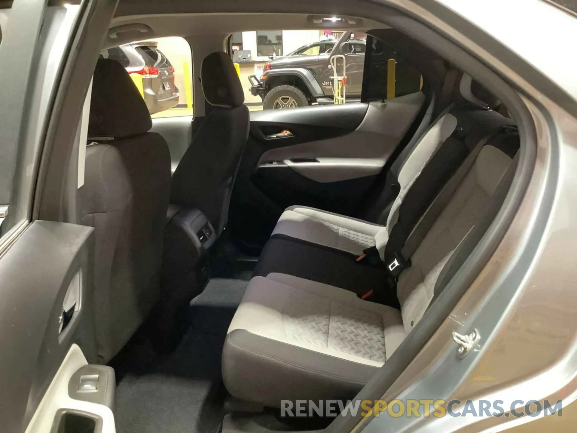 39 Фотография поврежденного автомобиля 3GNAXJEGXPS209087 CHEVROLET EQUINOX 2023