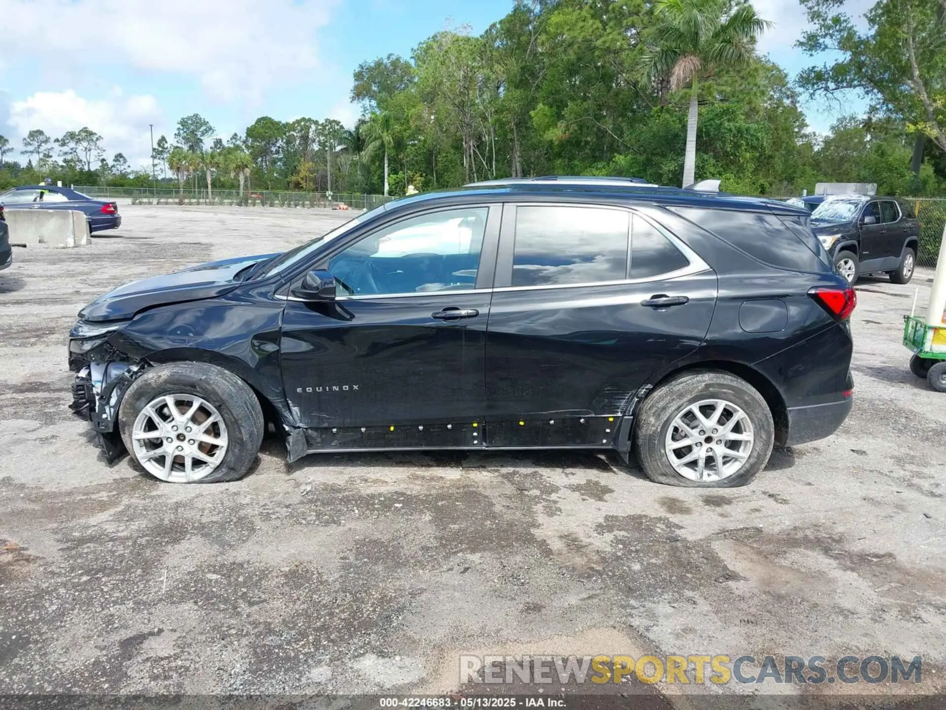 15 Photograph of a damaged car 3GNAXKEG0PL185768 CHEVROLET EQUINOX 2023