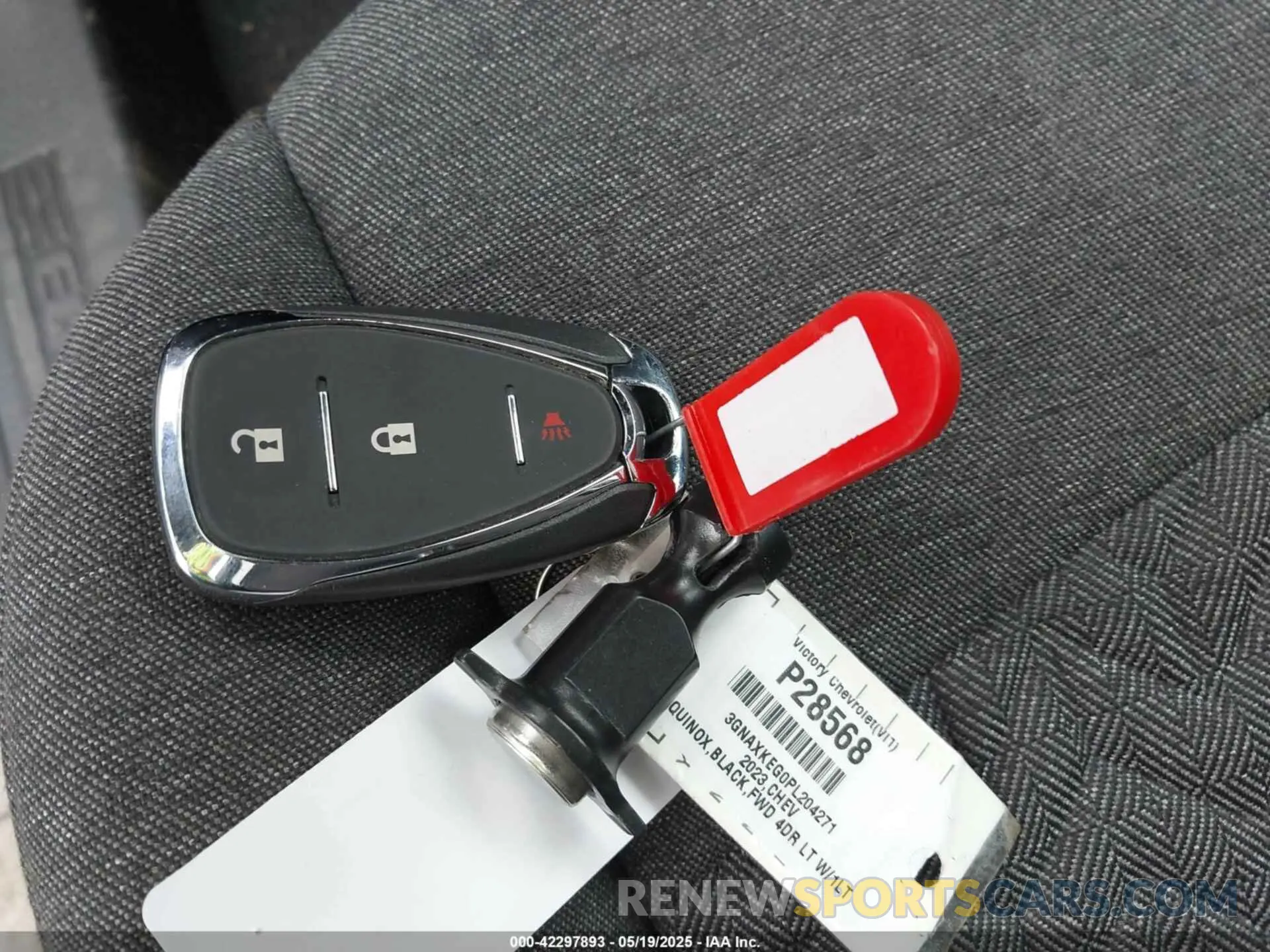 11 Фотография поврежденного автомобиля 3GNAXKEG0PL204271 CHEVROLET EQUINOX 2023